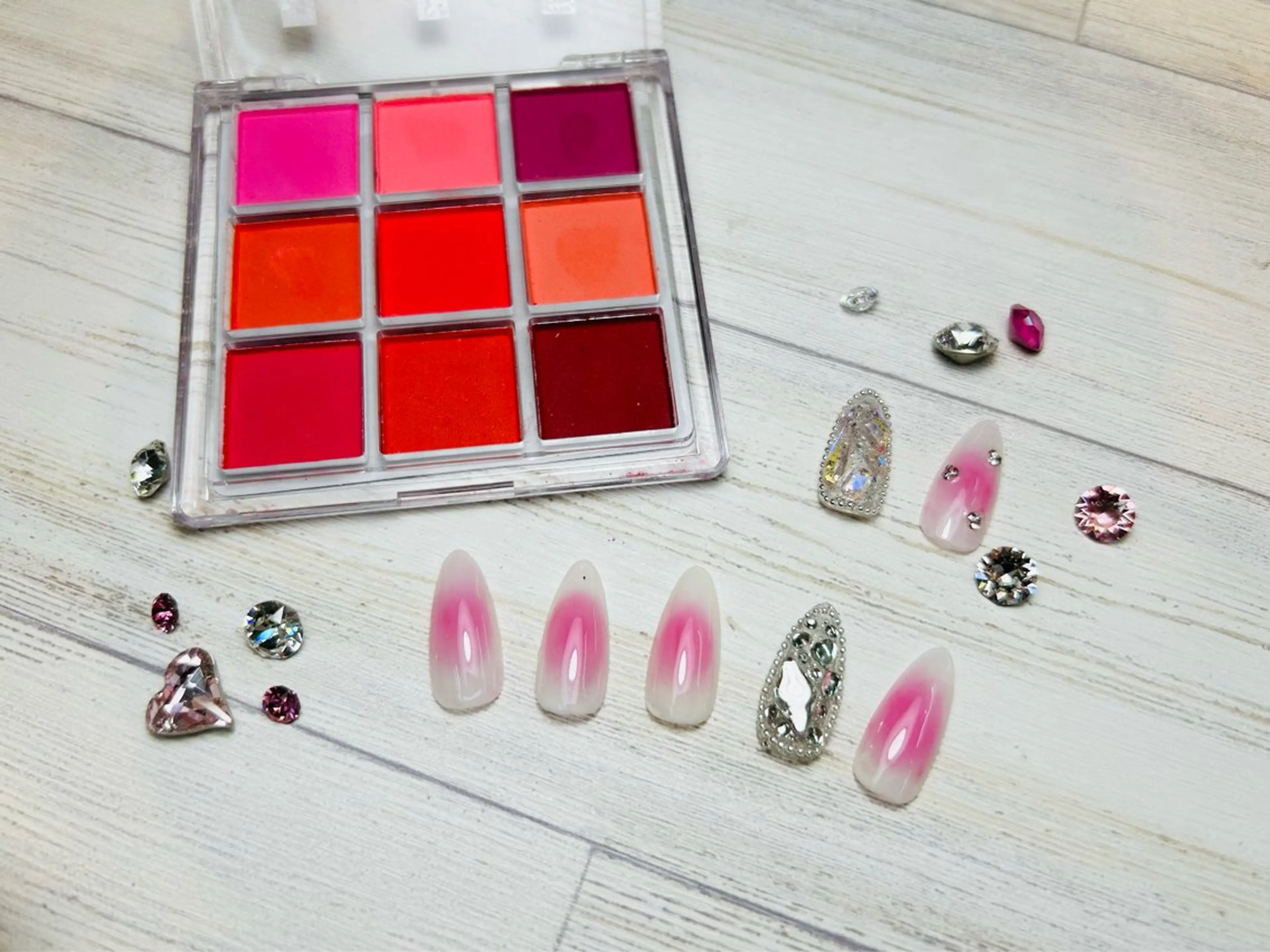 ネイル チークネイル 東十条muumii ネイルまつ毛のネイルデザイン