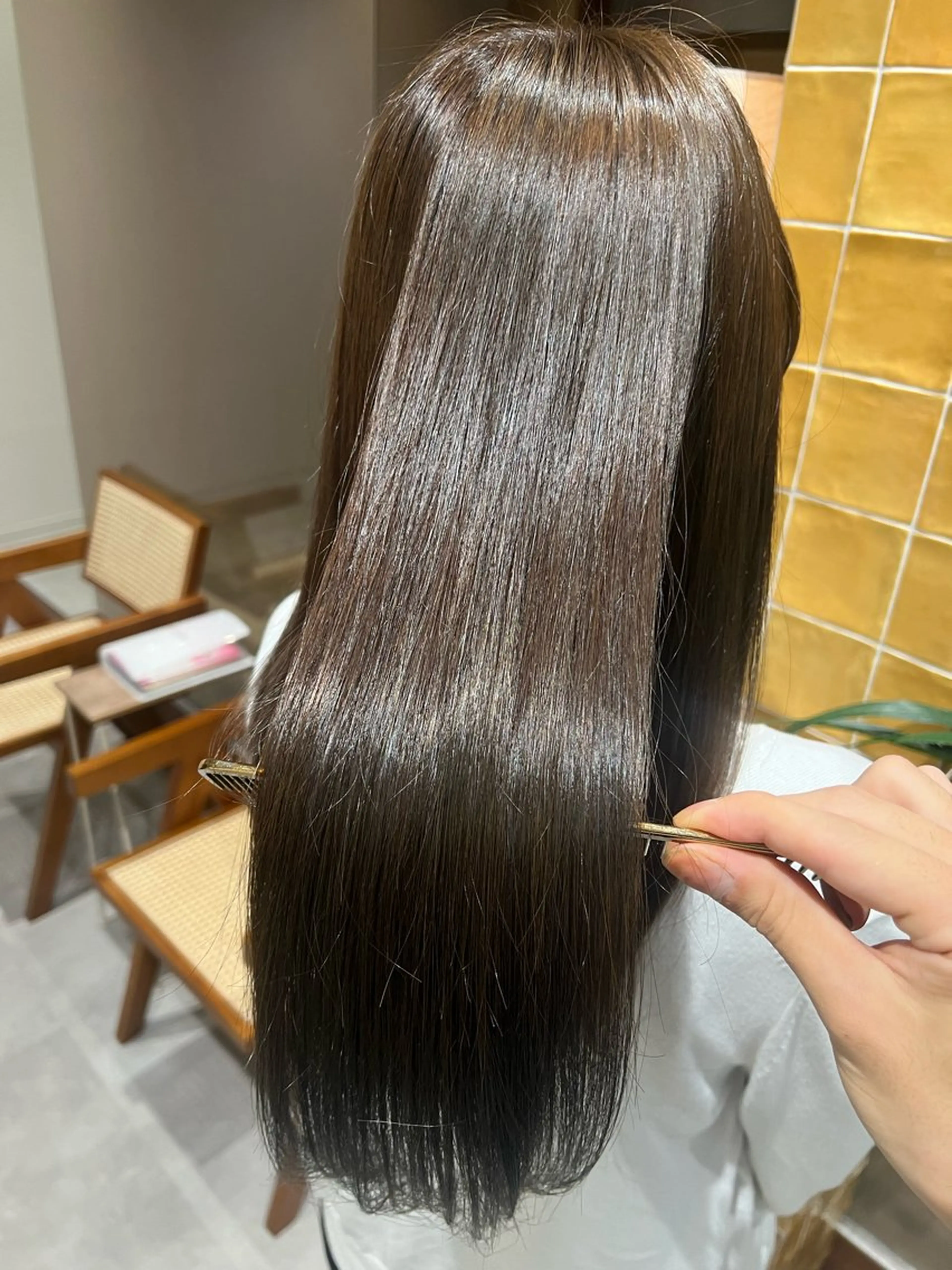 ロング ヘアカラー トリートメント 艶髪/透明感 レイヤー YUKIのヘアスタイル