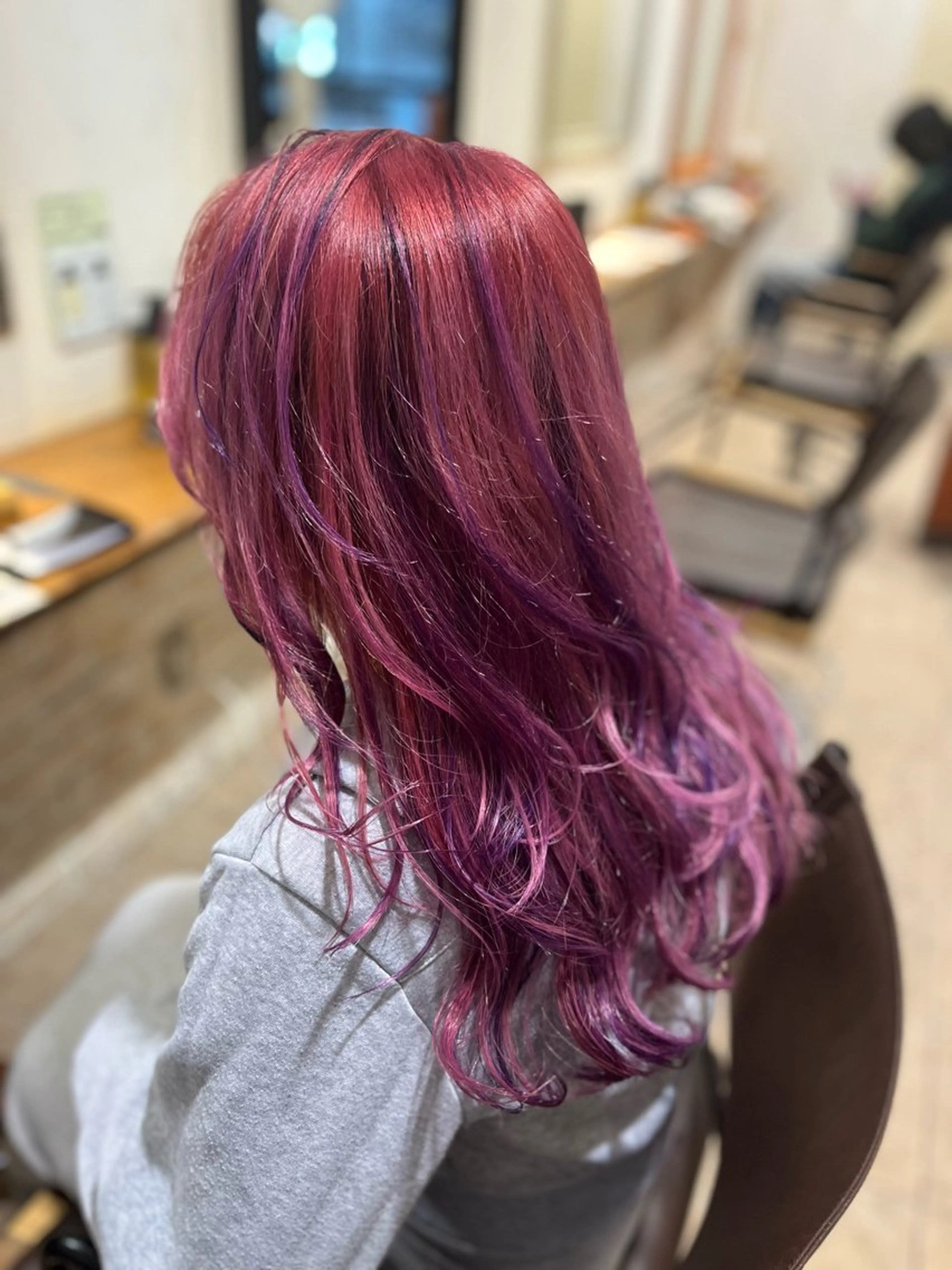 ロング 🦕望月渉🦕 パーマ🌪️ブリーチのヘアスタイル