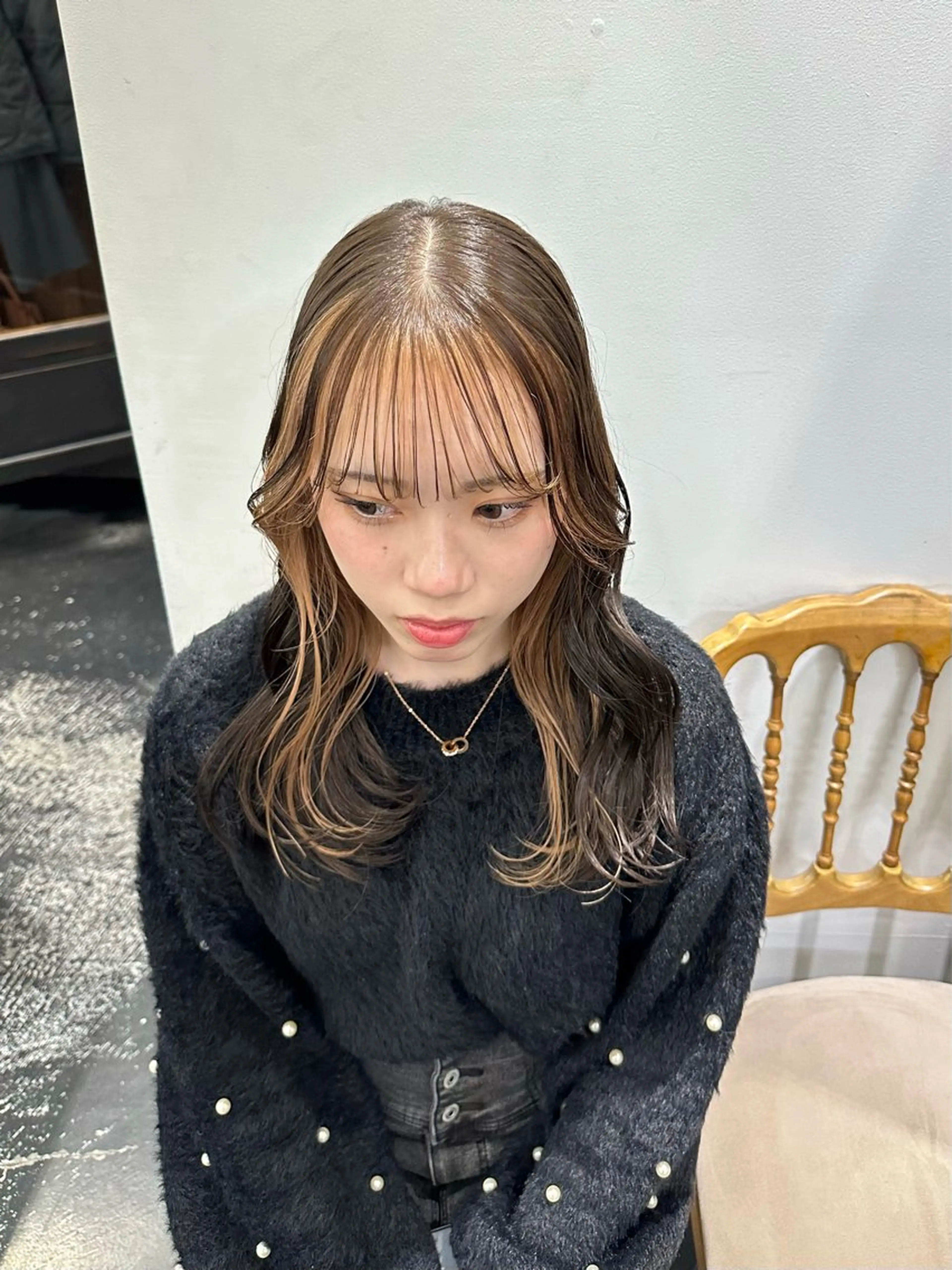 ミディアム カラー ミストバング ブリーチ  フェイスフレーミング ヘアカラー トリートメント ブリーチ/ベージュ /natsumiのヘアスタイル