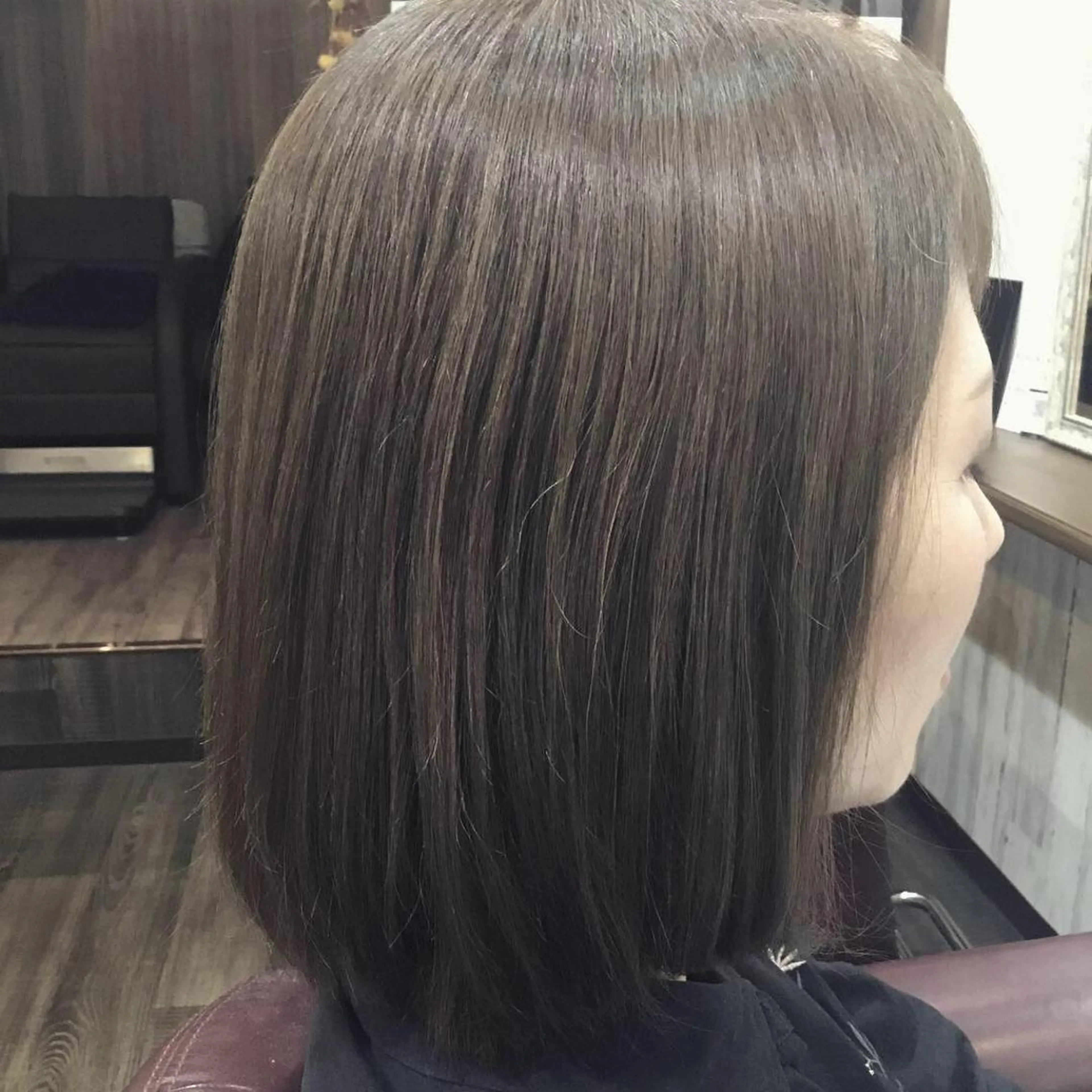 ミディアム カラー 金崎 新吾のヘアスタイル