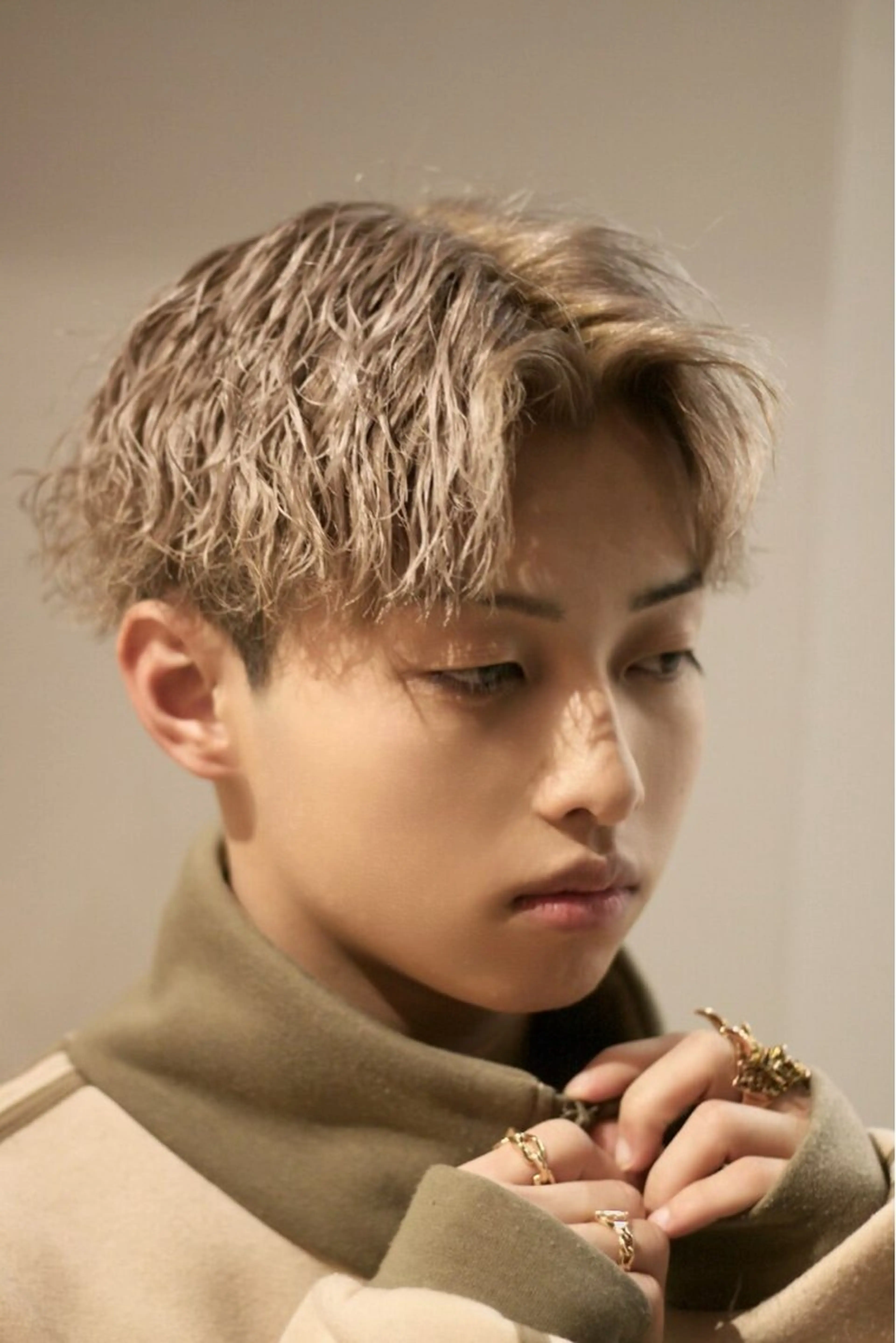 カット＋ブリーチ＋オンカラーの写真