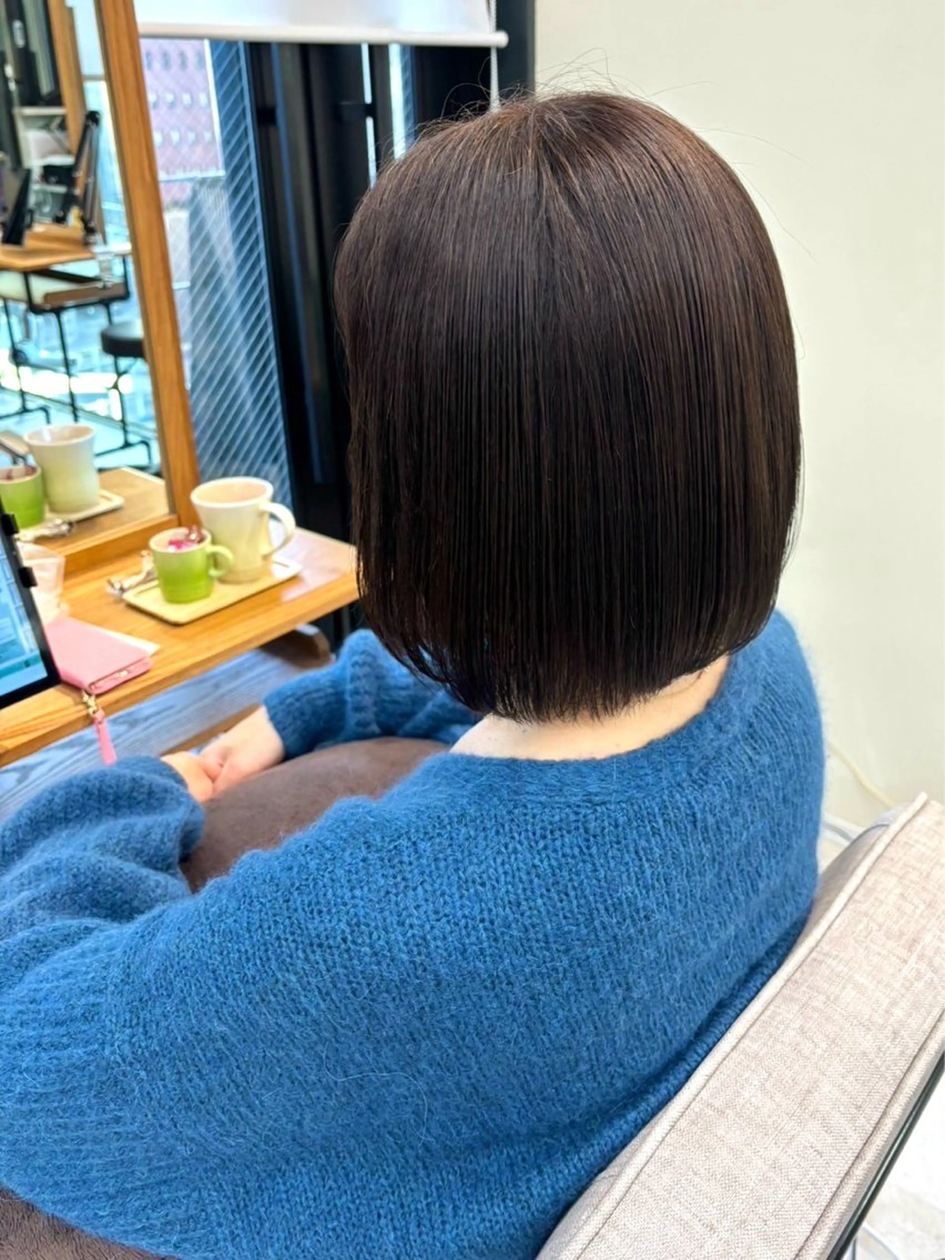 ミディアム カラー アッシュ アッシュグレー アッシュグレージュ グレージュ イルミナカラー 桜木町2分/くびれ /ボブ/ナチュラルのヘアスタイル