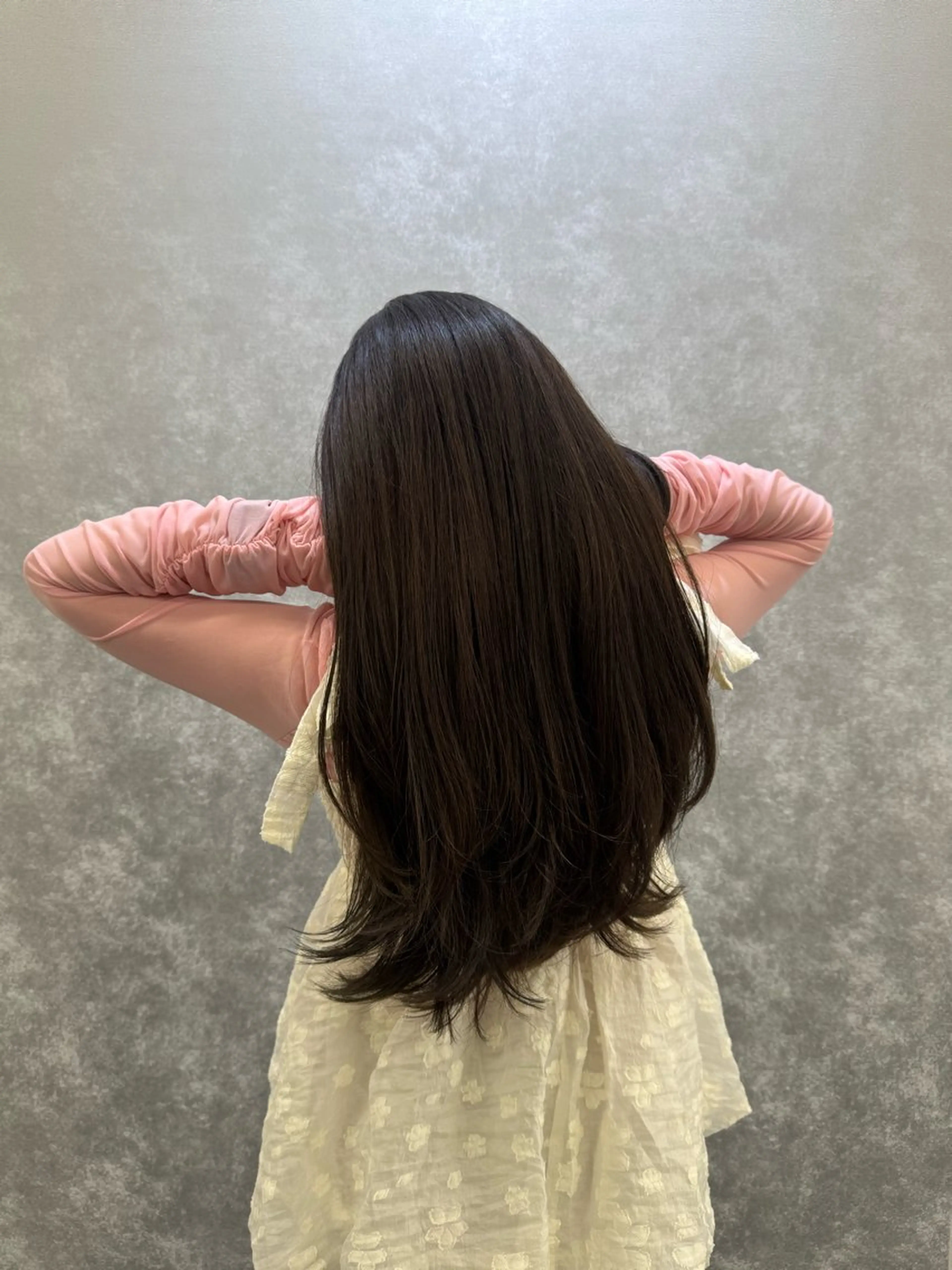 ロング カット 🕯コバ/レイヤー/ 複雑履歴美髪縮毛🕯のヘアスタイル