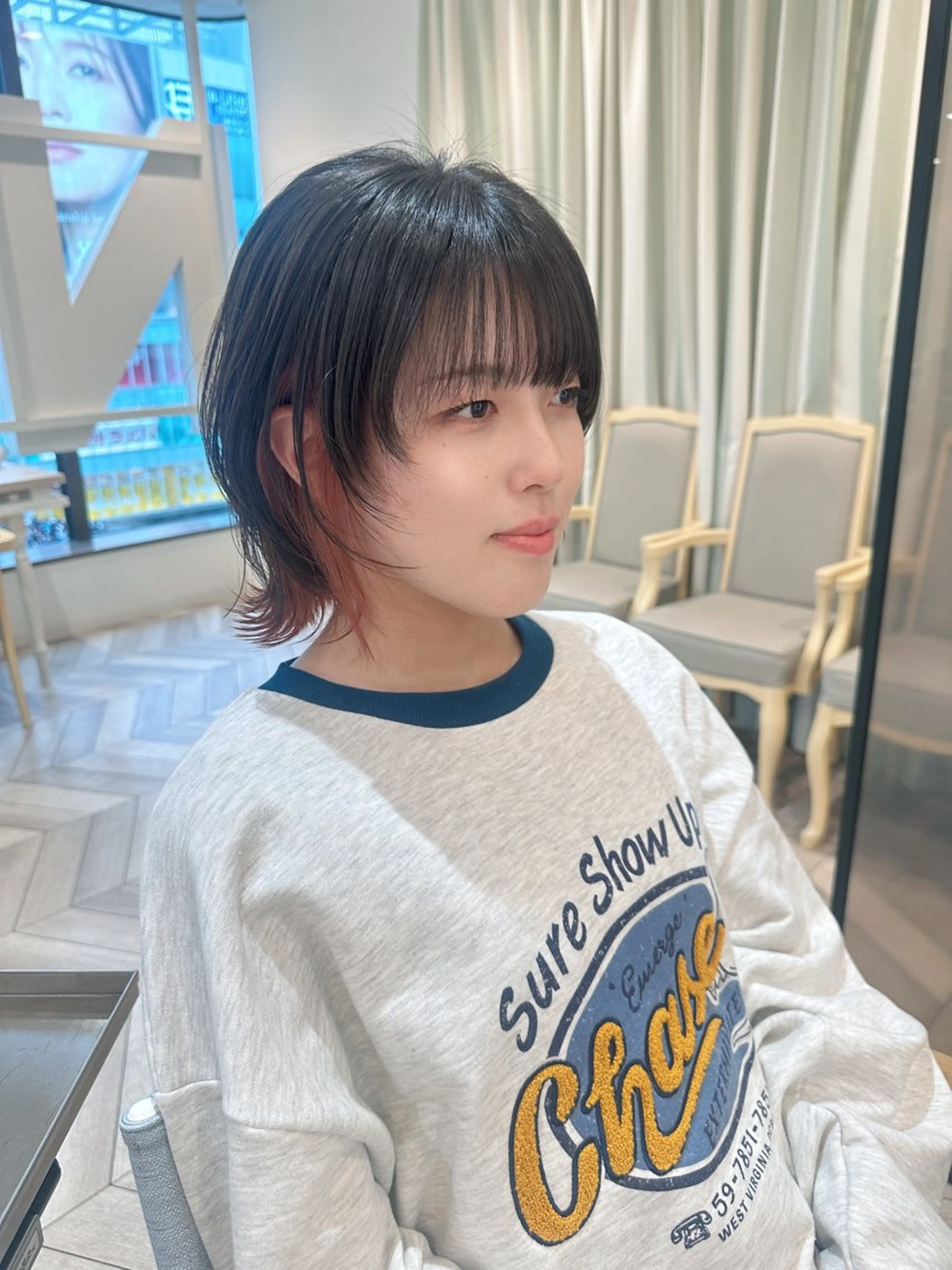 ショート カラー カット ヘアカラー 小顔レイヤー/ ベージュ🤍Rieのヘアスタイル