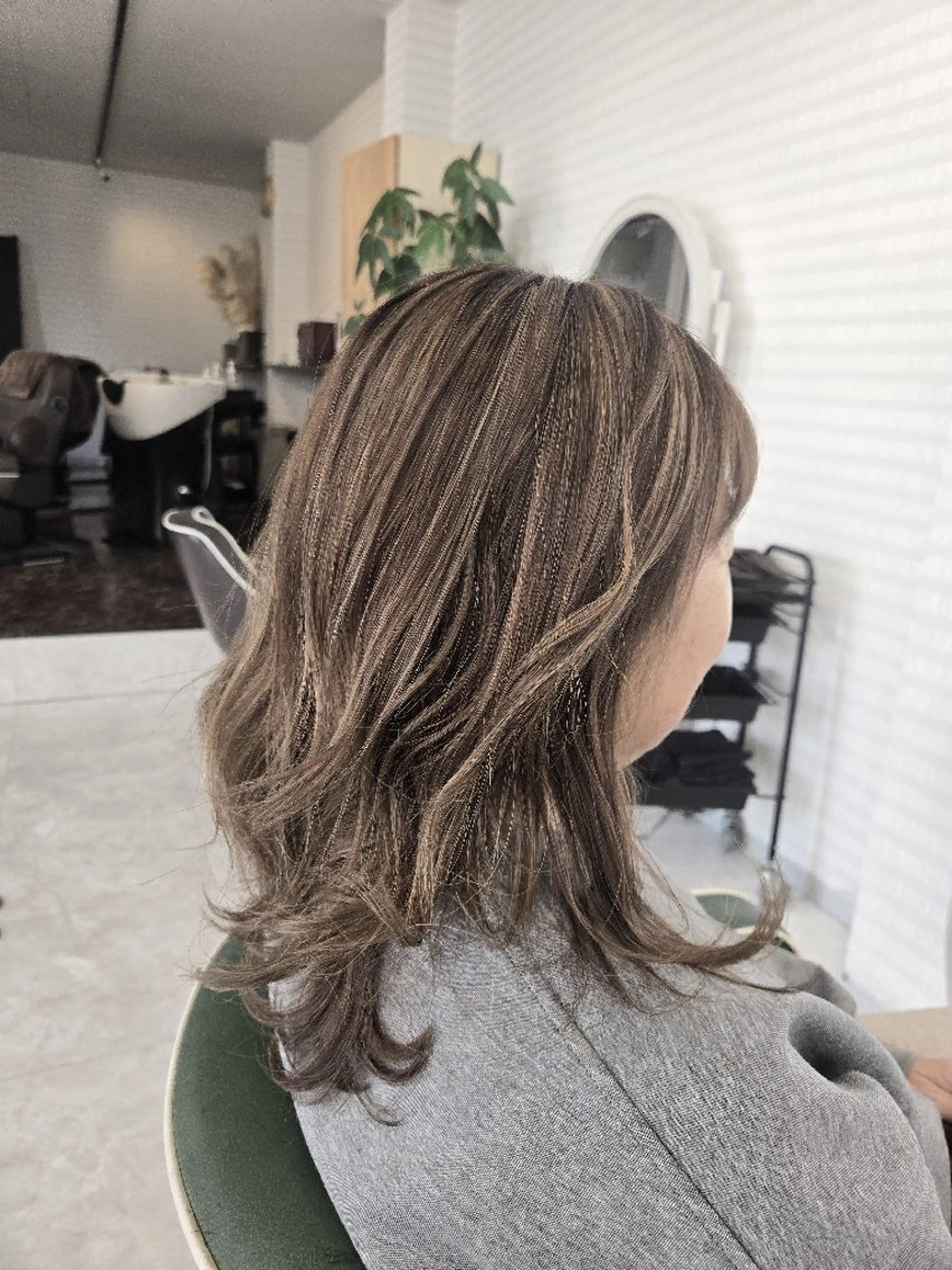 セミロング カット ヘアカラー 【ハイライトに自信】 福田 将太のヘアスタイル