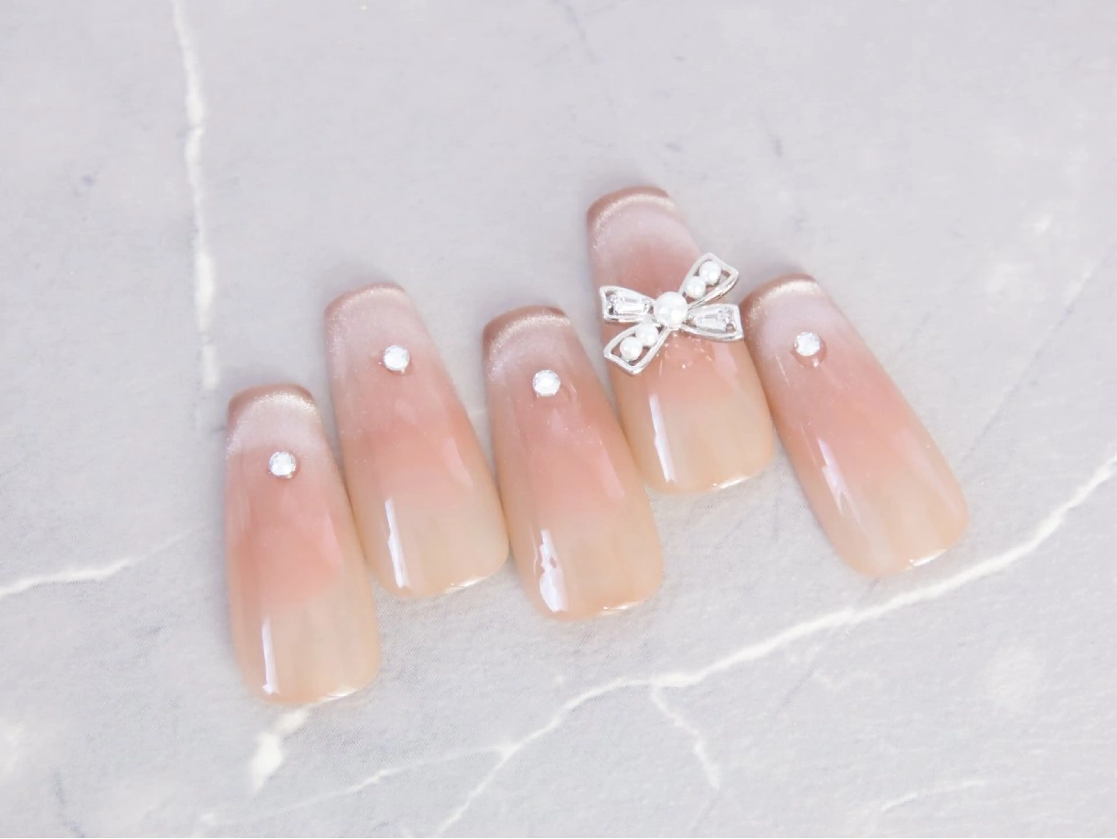ロング Orla nail salonのネイルデザイン