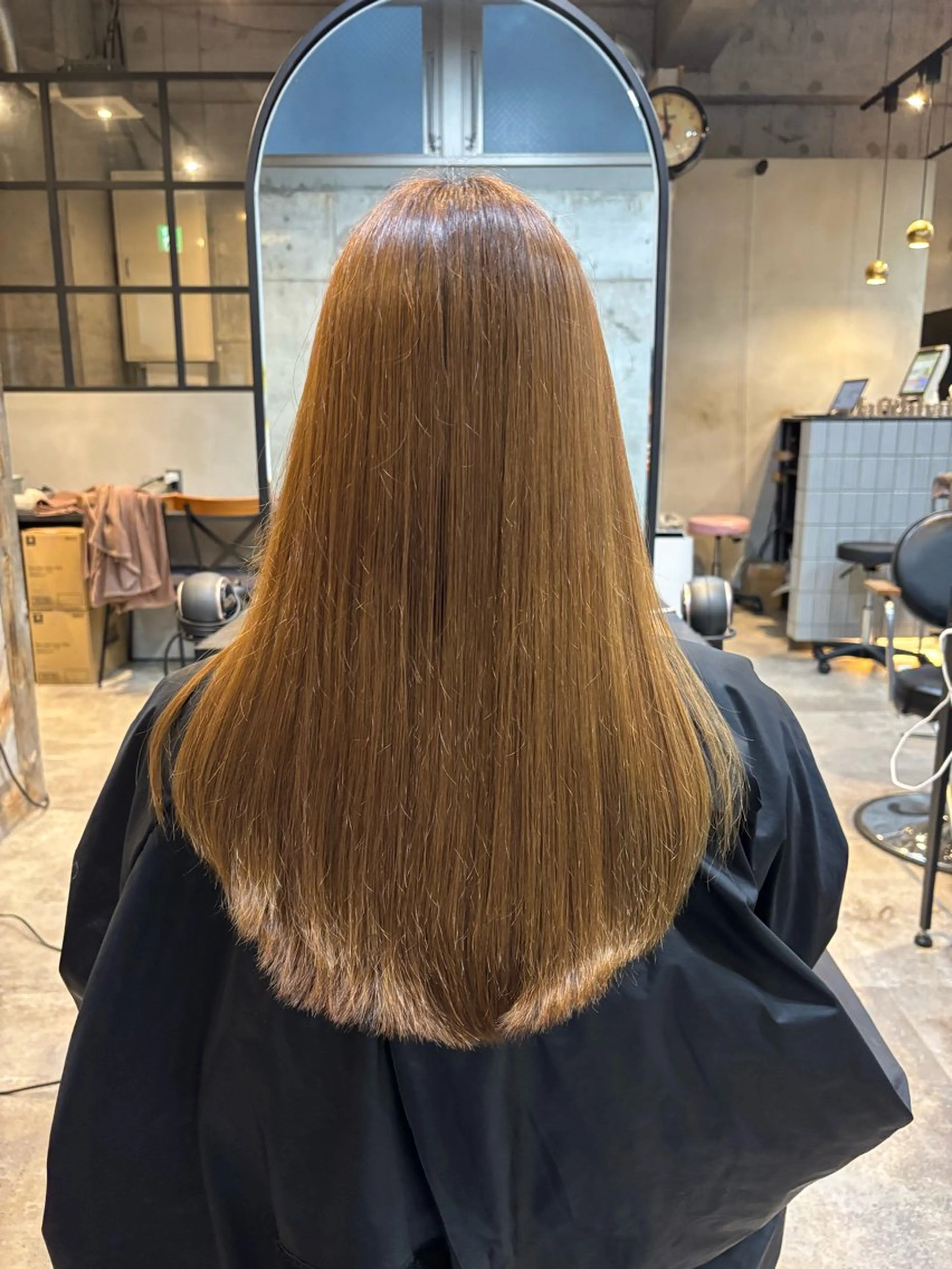 セミロング 縮毛矯正 吉田 光希のヘアスタイル