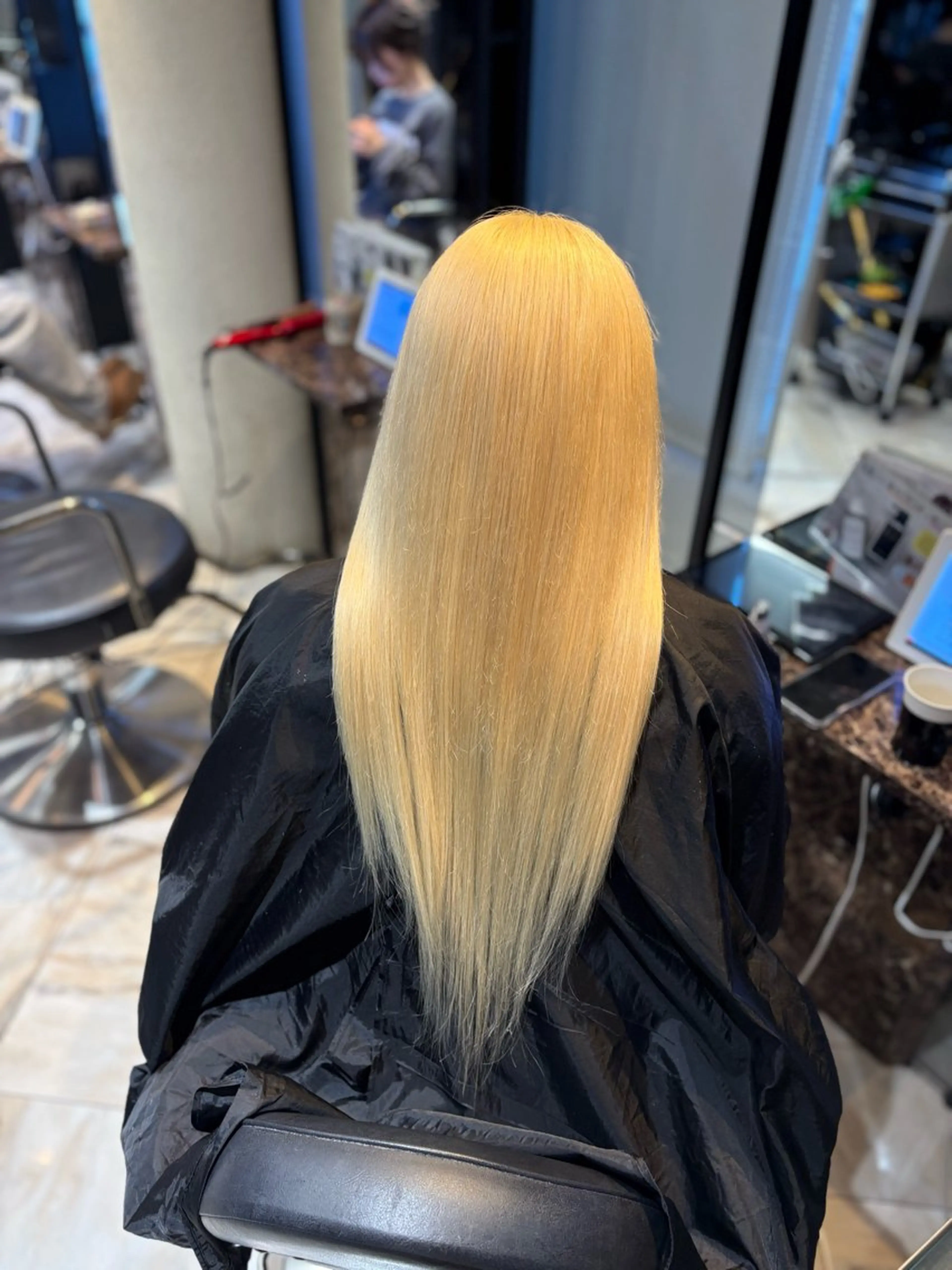 ロング カラー 抜きっぱなしブロンド ブロンド エクステ ヘアカラー エクステ 大阪 梅田/ ハイトーン/エクステのヘアスタイル