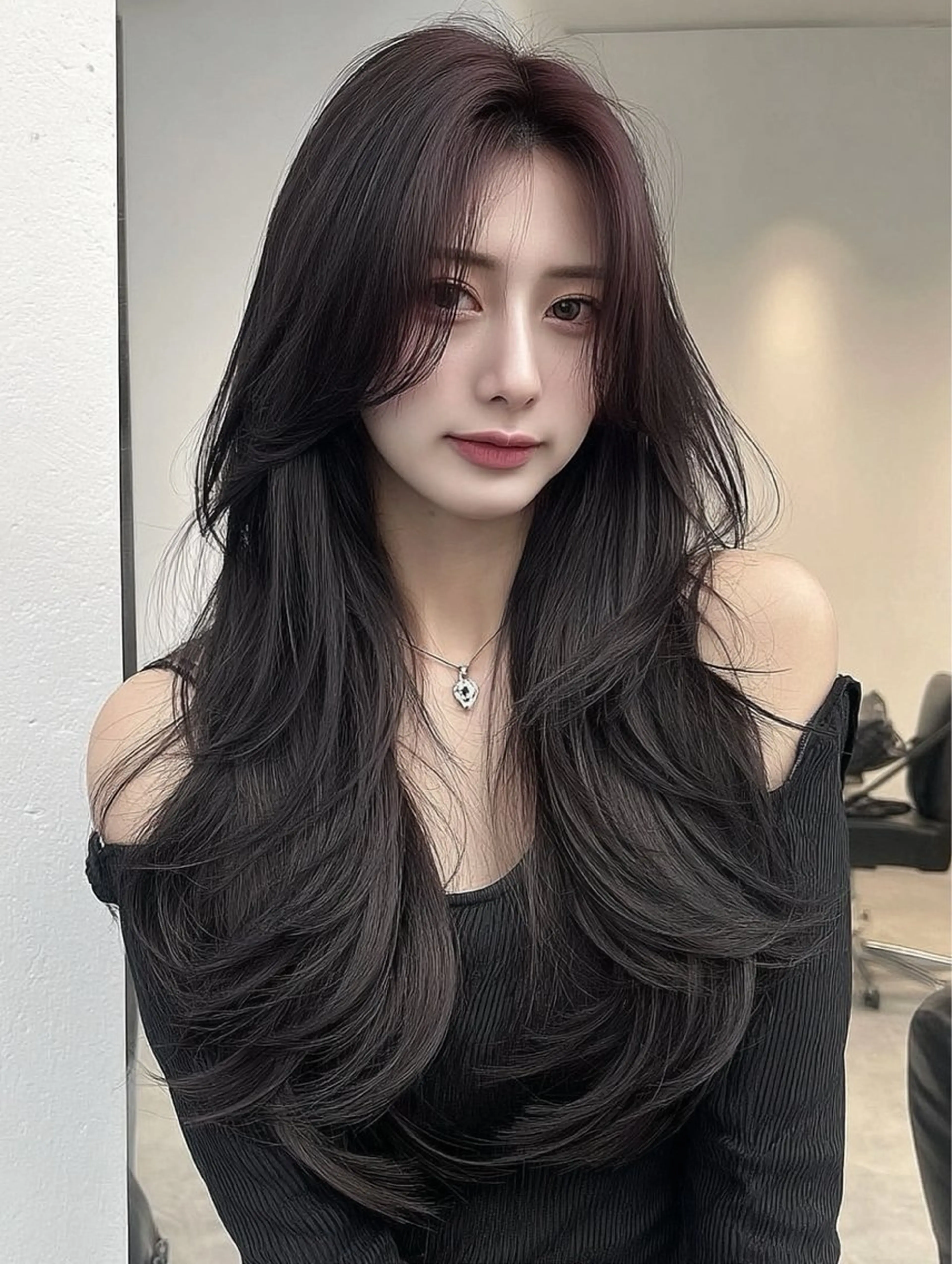 ロング てる🍒レッド🍓 艶カラー/ハイトーンのヘアスタイル