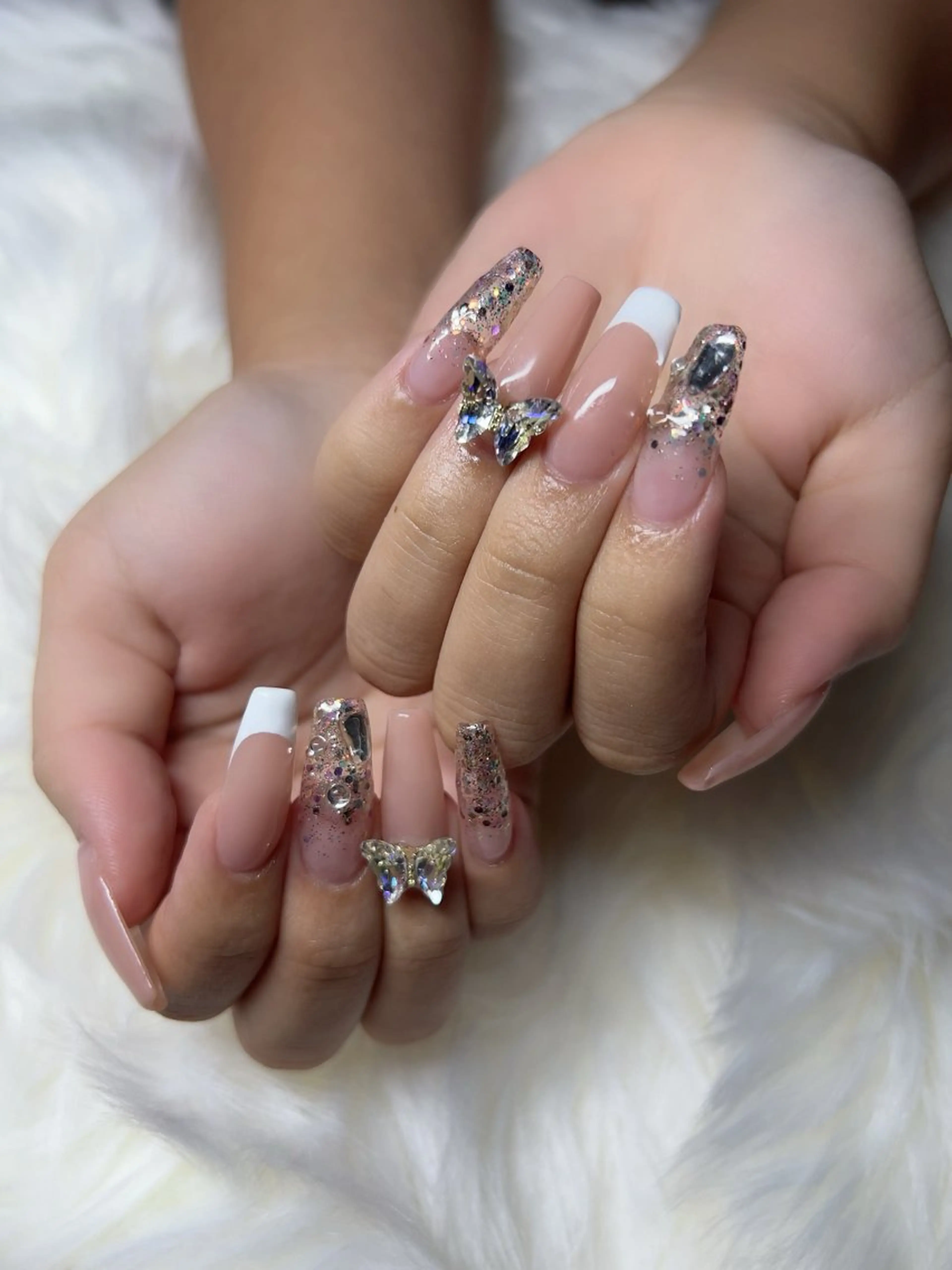 ネイル ハンドネイル ハンドケア RÊVIA所属・RÊVIA (レヴィア)のネイルデザイン