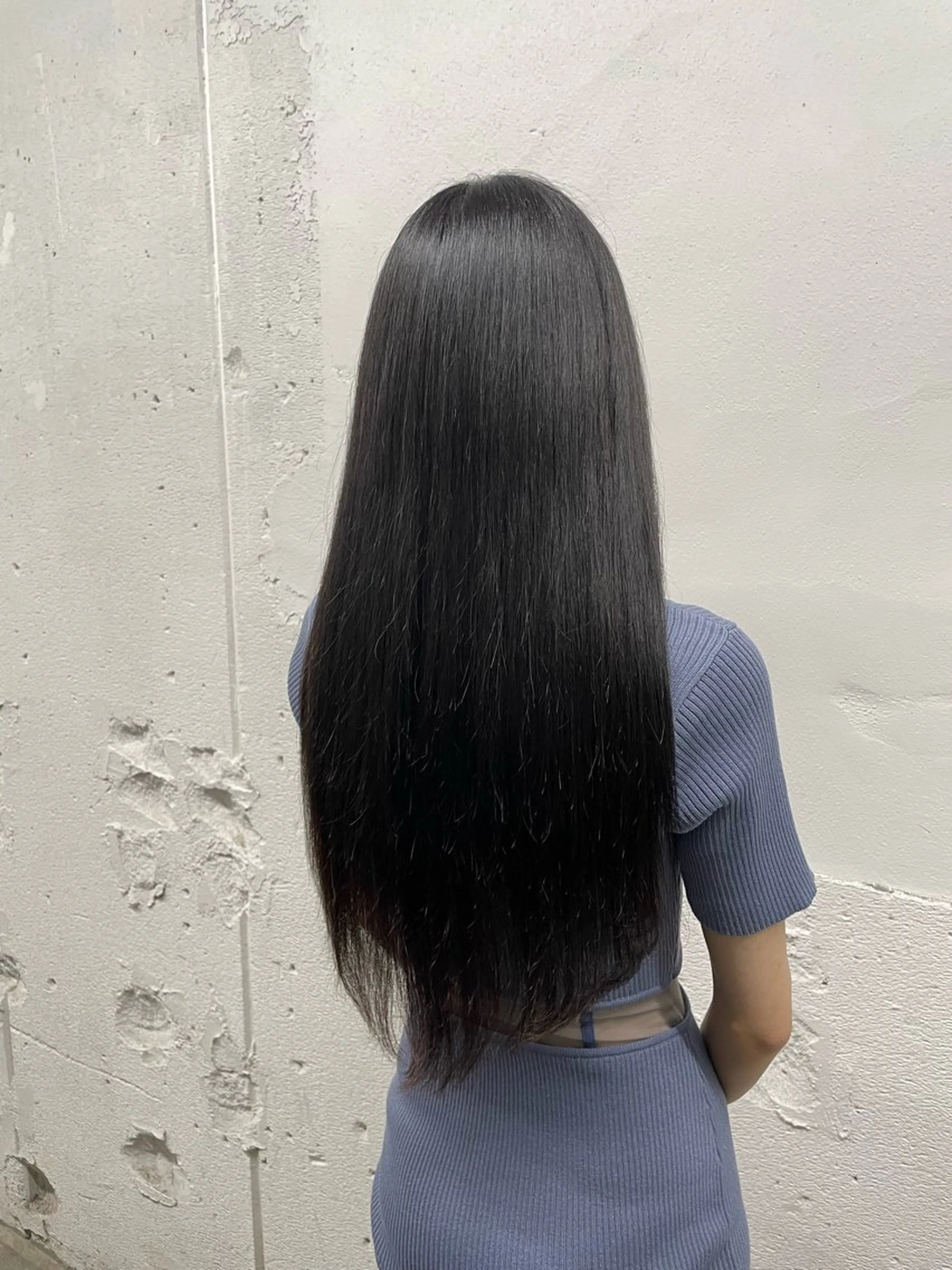 ロング カラー シールエクステ バレイヤージュ ミストバング ダークグレー ダークグレージュ ヘアカラー エクステ 🧡艶髪ちゅるん髪 🫧🧡YUKI❄️のヘアスタイル