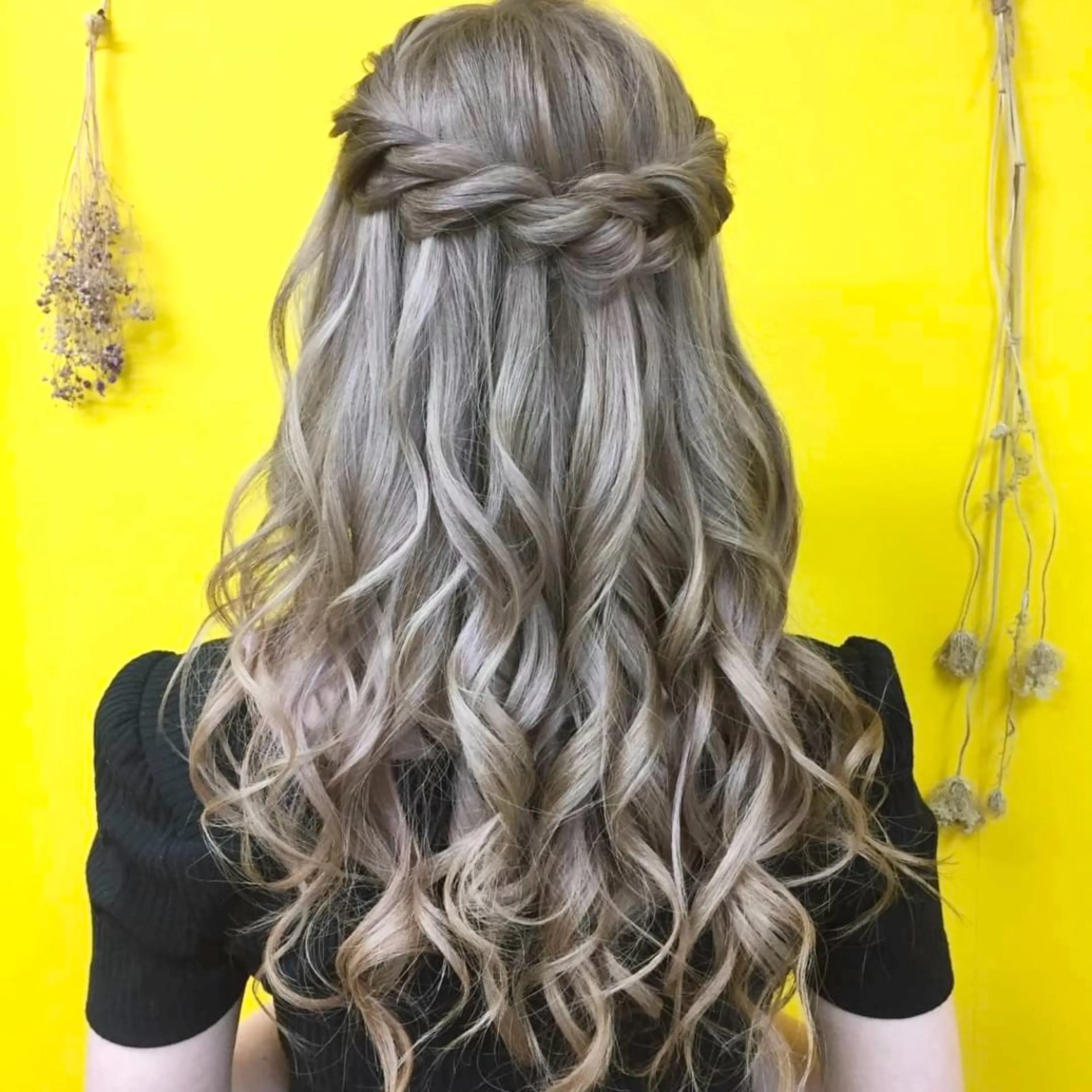 ロング ヘアアレンジ ヘアセット hair make salon m所属・aira𓂃𓈒𓏸 新宿ヘアセット🪽のヘアスタイル