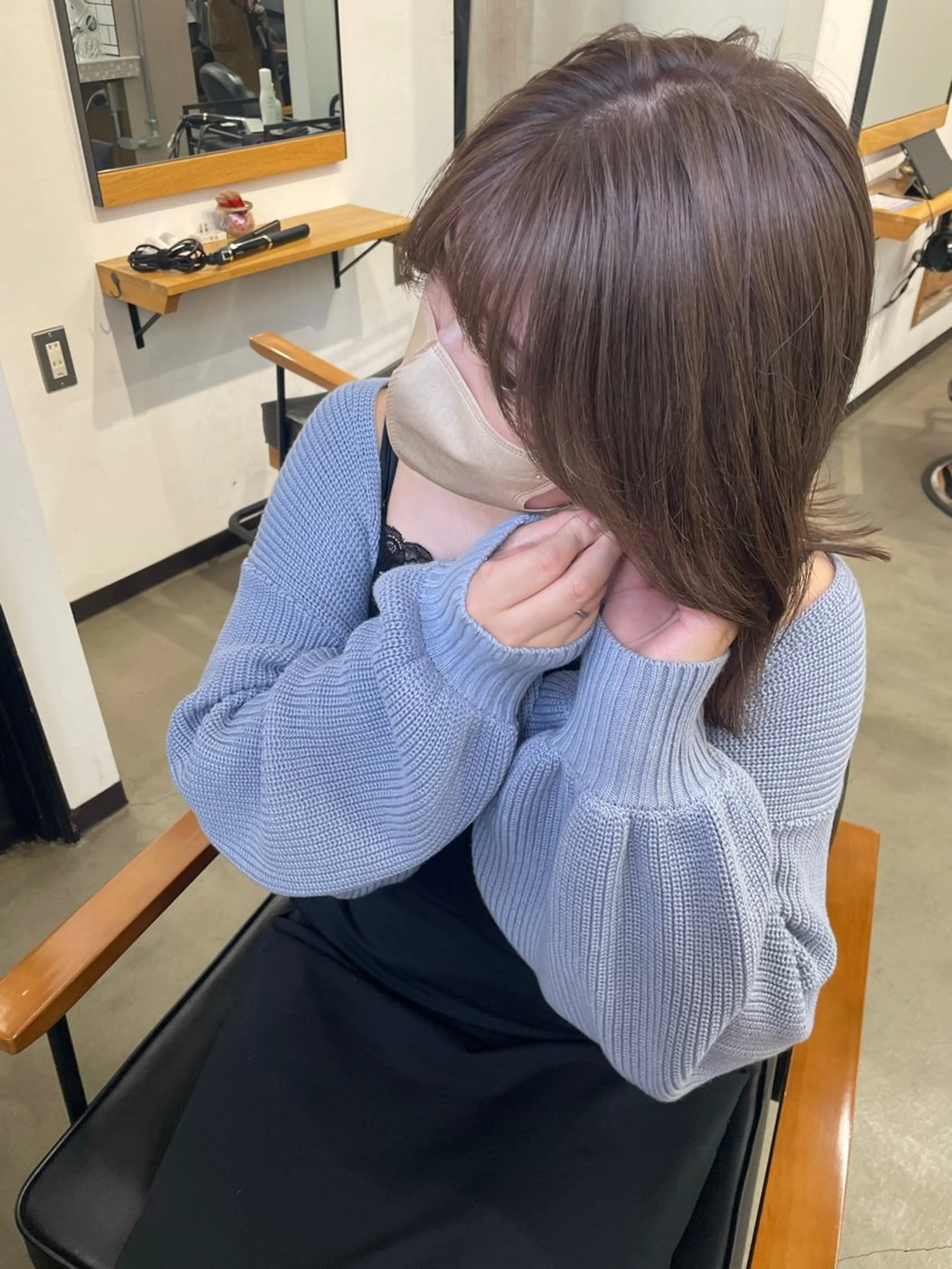 ミディアム カラー くすみベージュカラー 🪻HARUKAのヘアスタイル