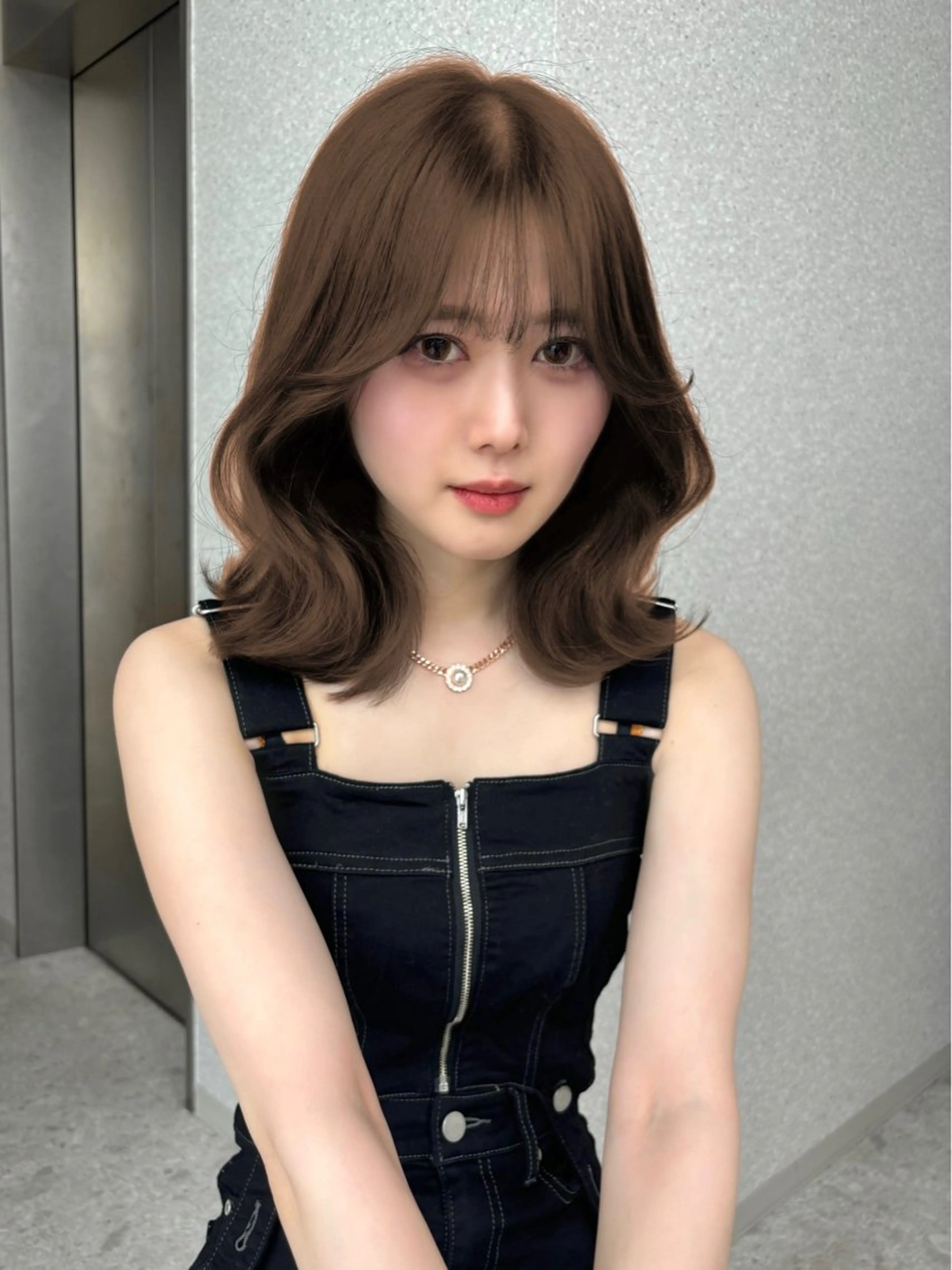 ミディアム カラー 透明感カラー カット ヘアカラー 香月 元希のヘアスタイル