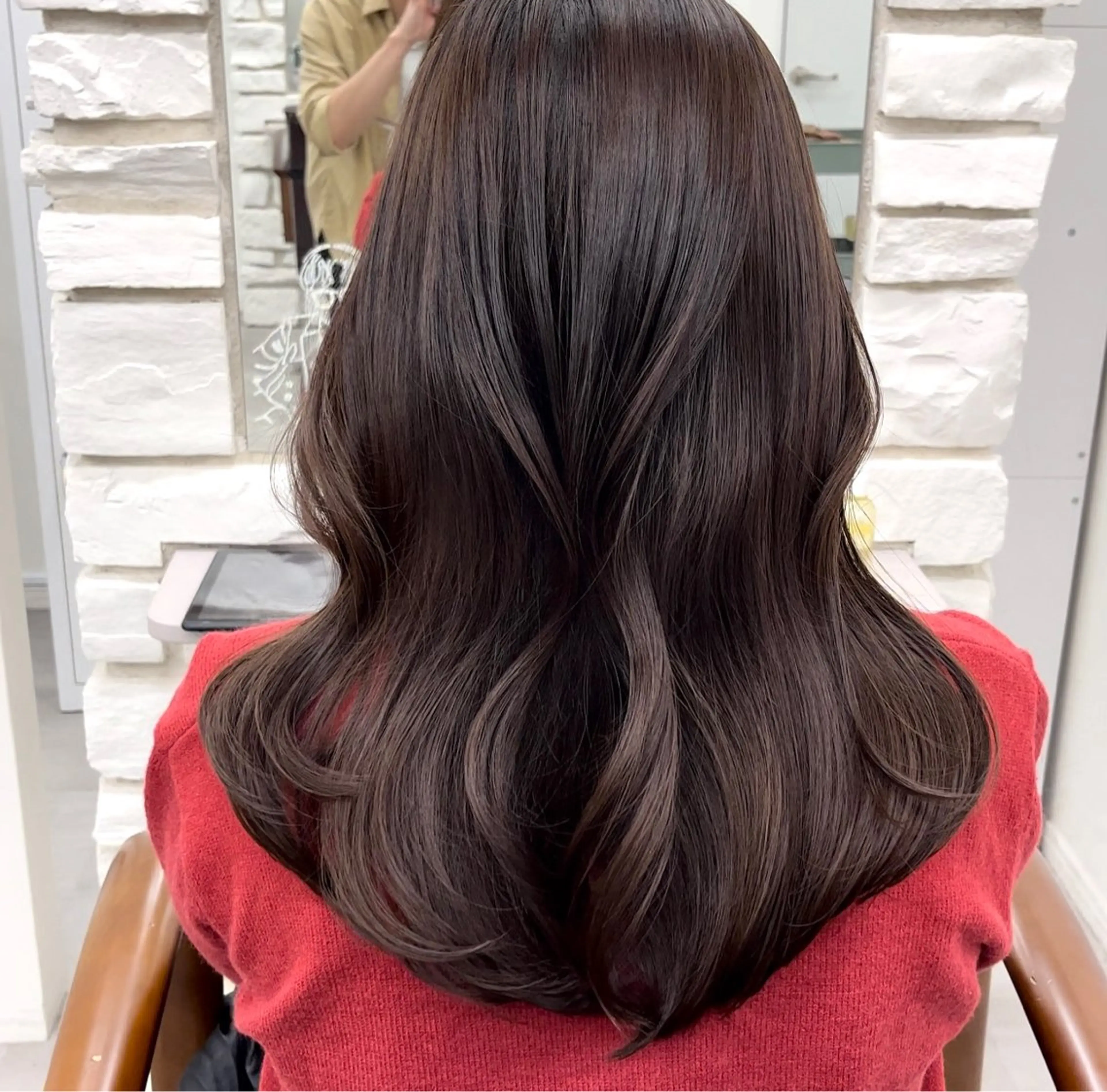 ロング カラー ベージュカラー カット ヘアカラー トリートメント 巻ける髪質改善で美髪 にデザイン✨/よしみのヘアスタイル