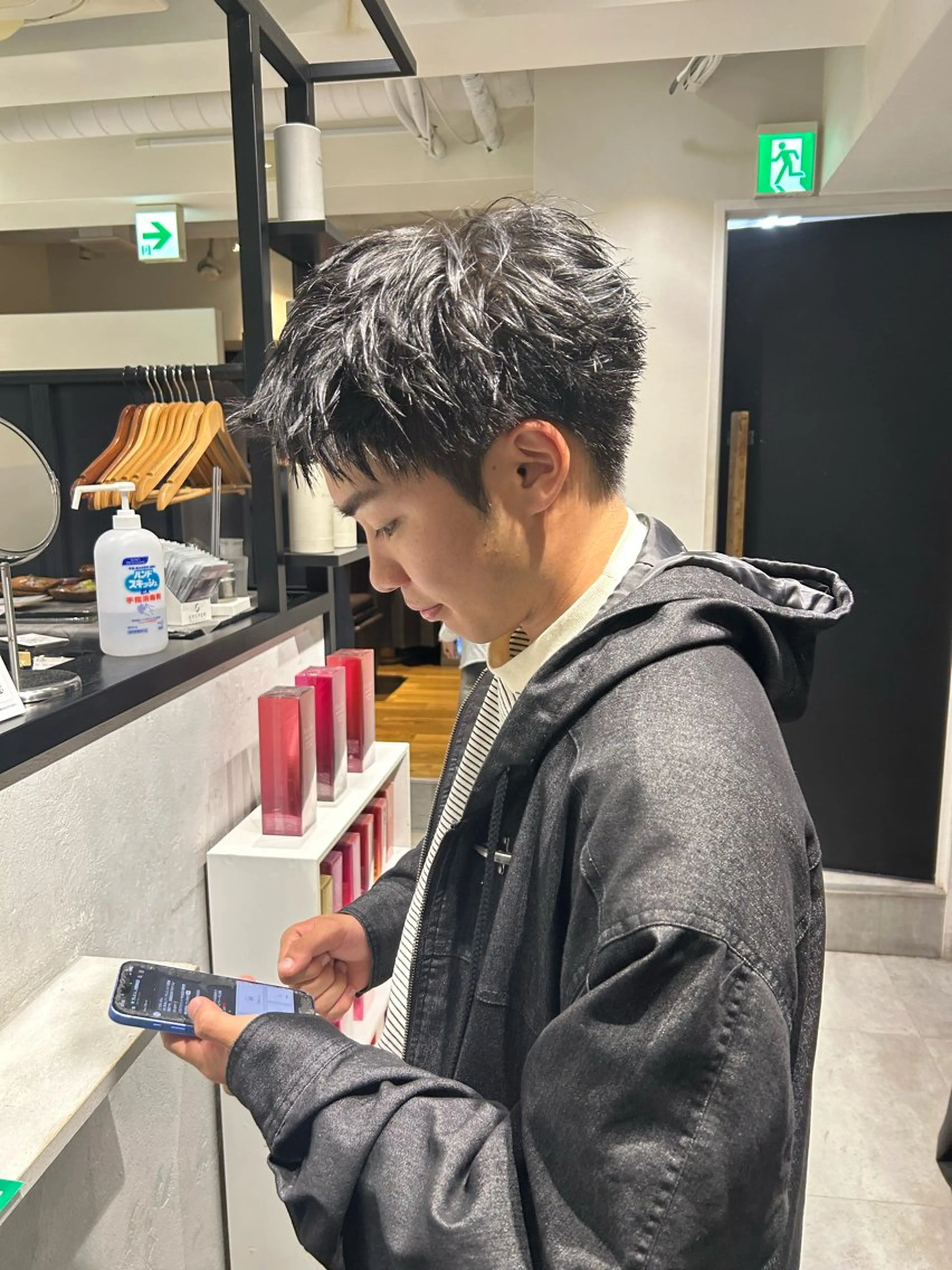 ショート カット ケン ショウのヘアスタイル