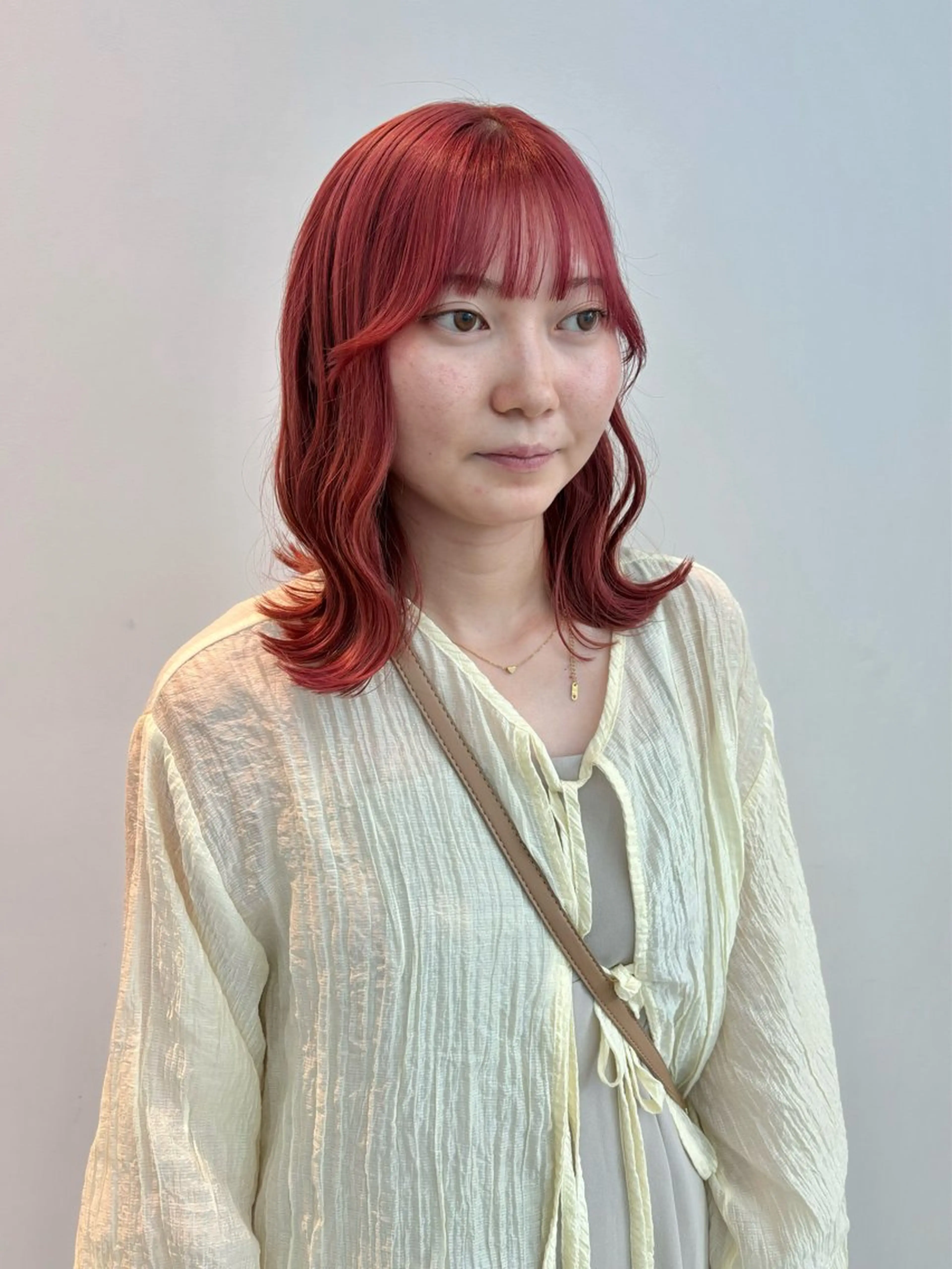 ミディアム カラー ブリーチ オレンジピンク くさかみさき🌼暖色 /耳つぼ/オタク🌼のヘアスタイル