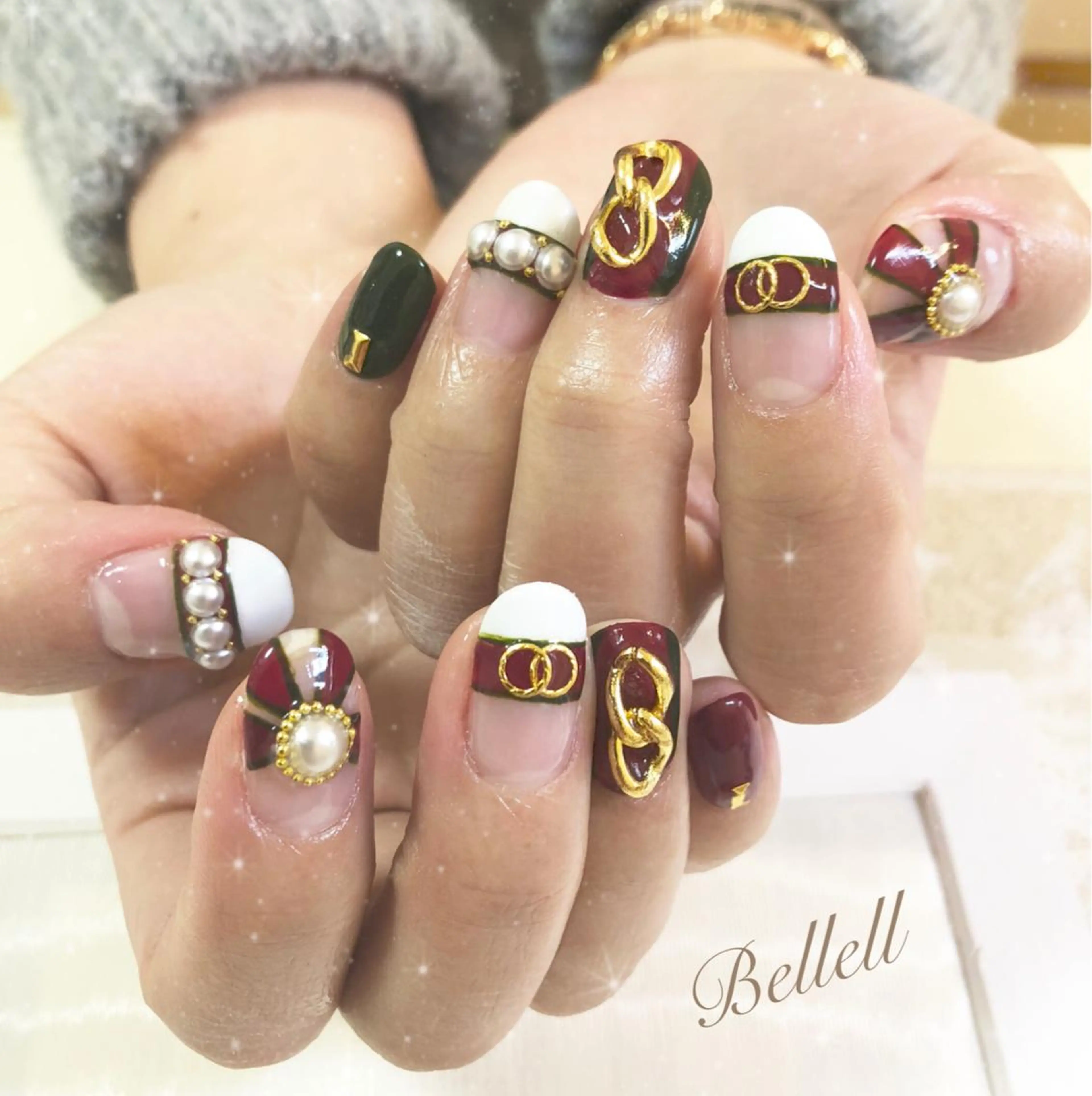 ネイル 青木 綾子のネイルデザイン