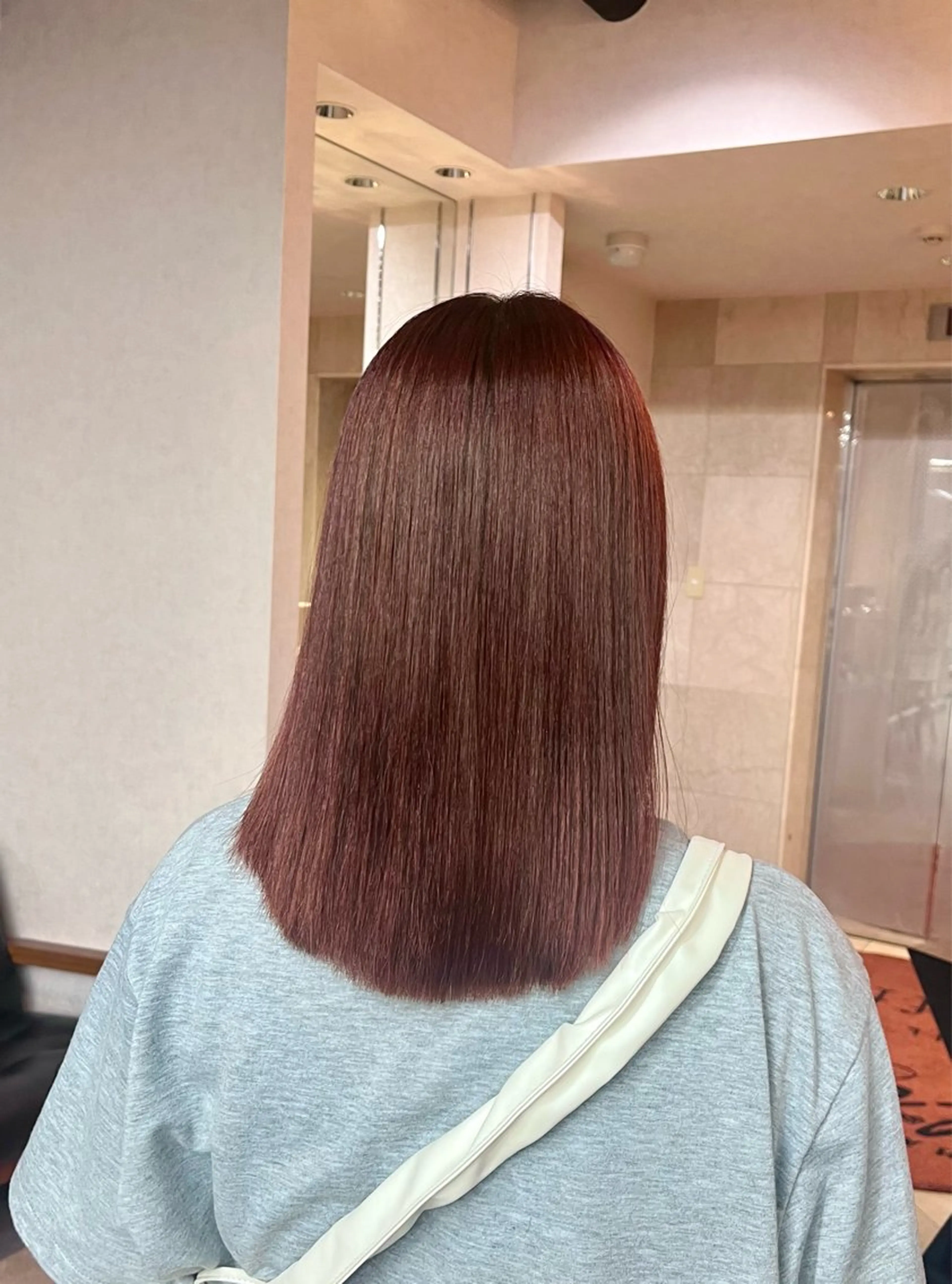 ミディアム カラー 縮毛矯正 み ゆのヘアスタイル