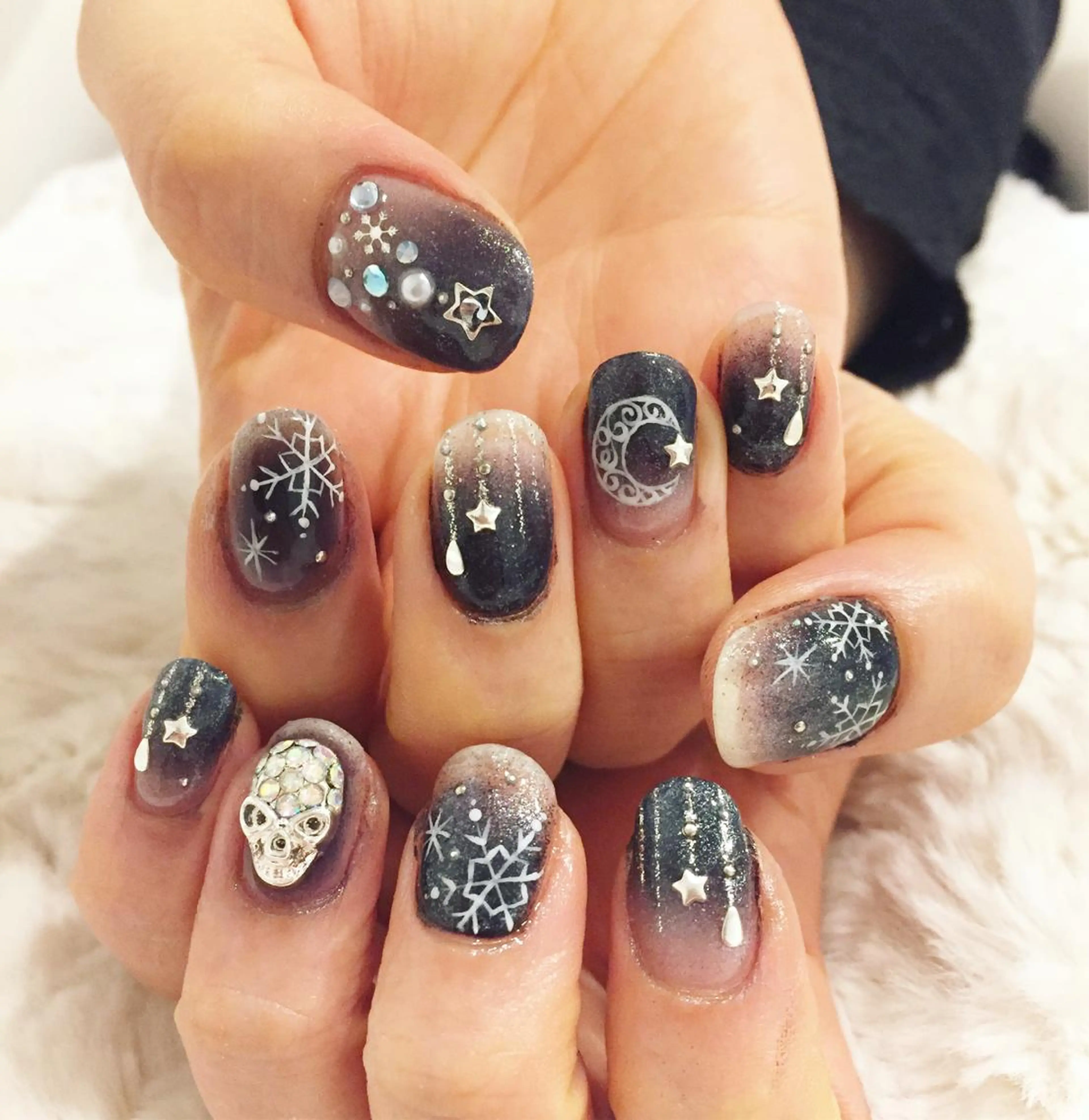 ネイル ジェルネイル 持ち込み 東 千夏のネイルデザイン