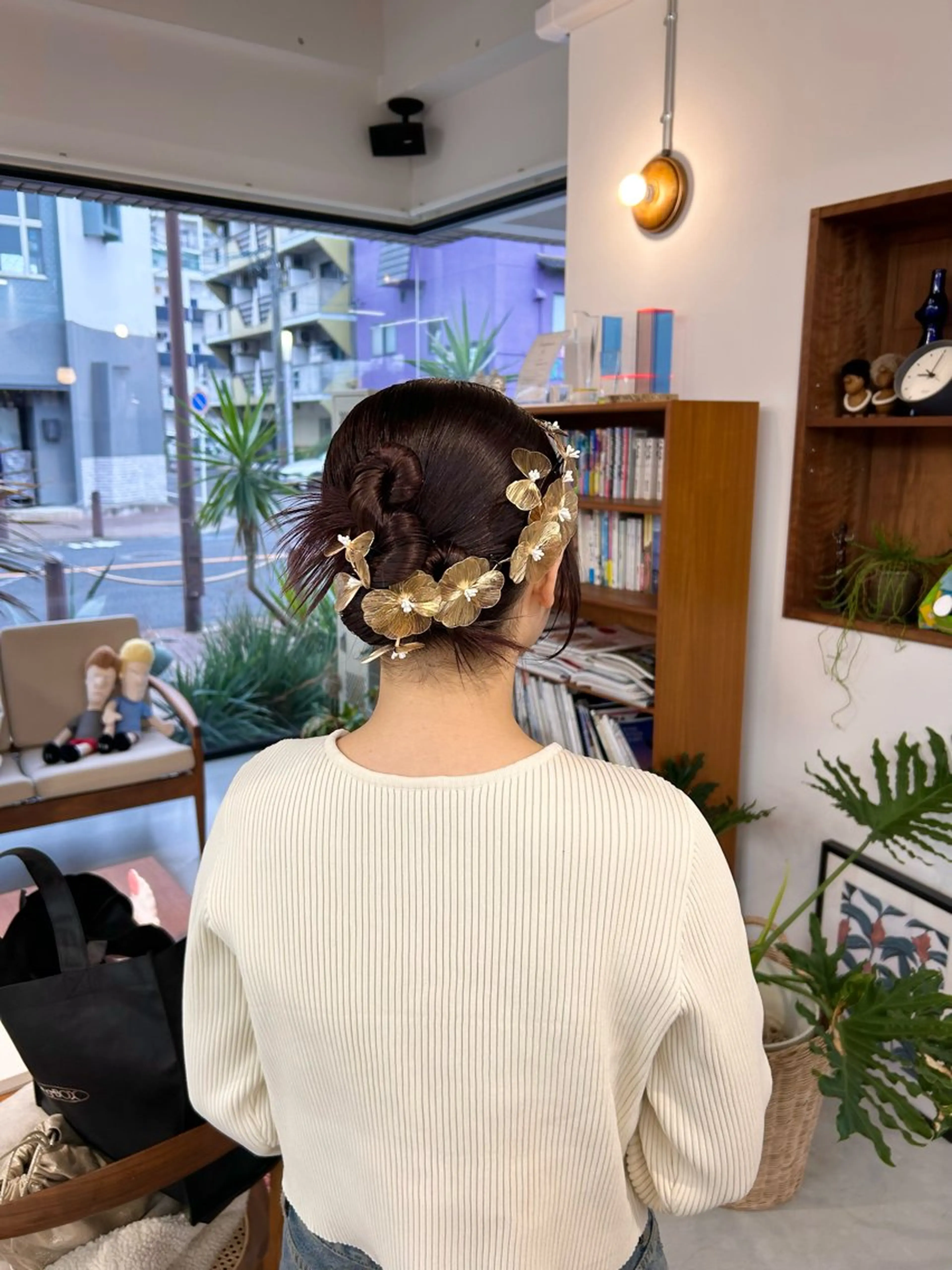 カラー ヘアアレンジ 藤原 あかりのヘアスタイル