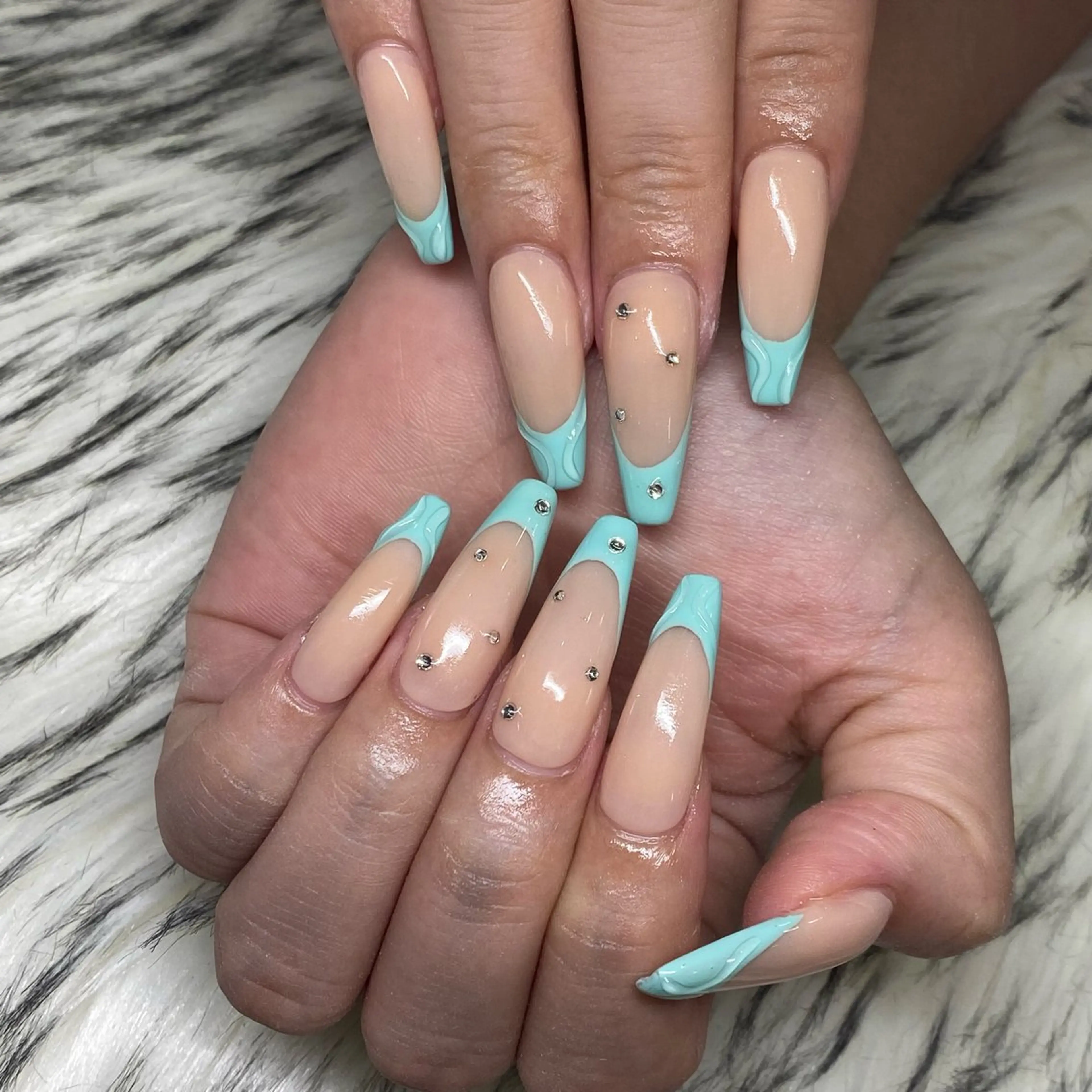 ネイル ハンドネイル la vie Luire所属・la vie Luire アスカのネイルデザイン