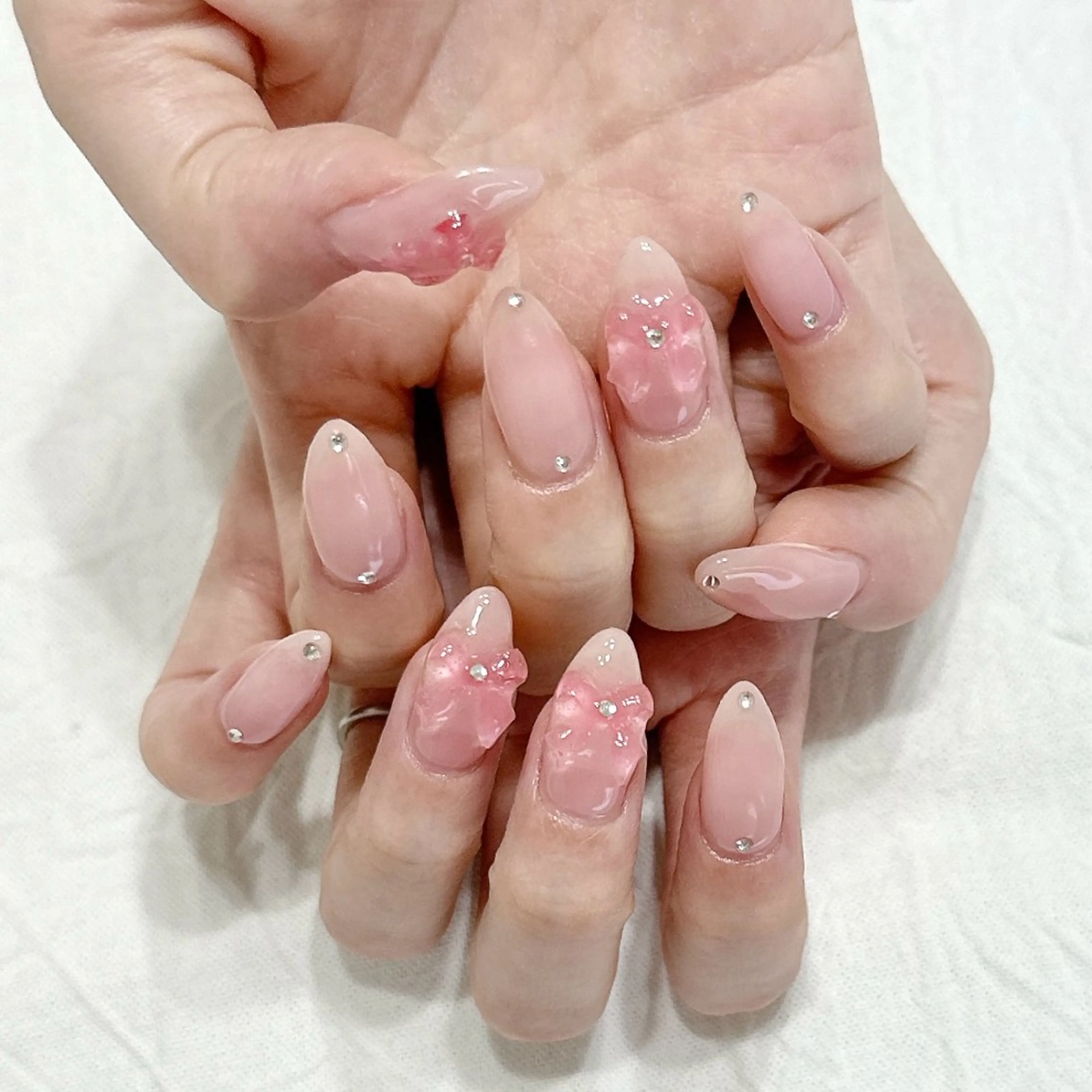 ネイル ピンク リボン ハンドネイル peaberry nailのネイルデザイン