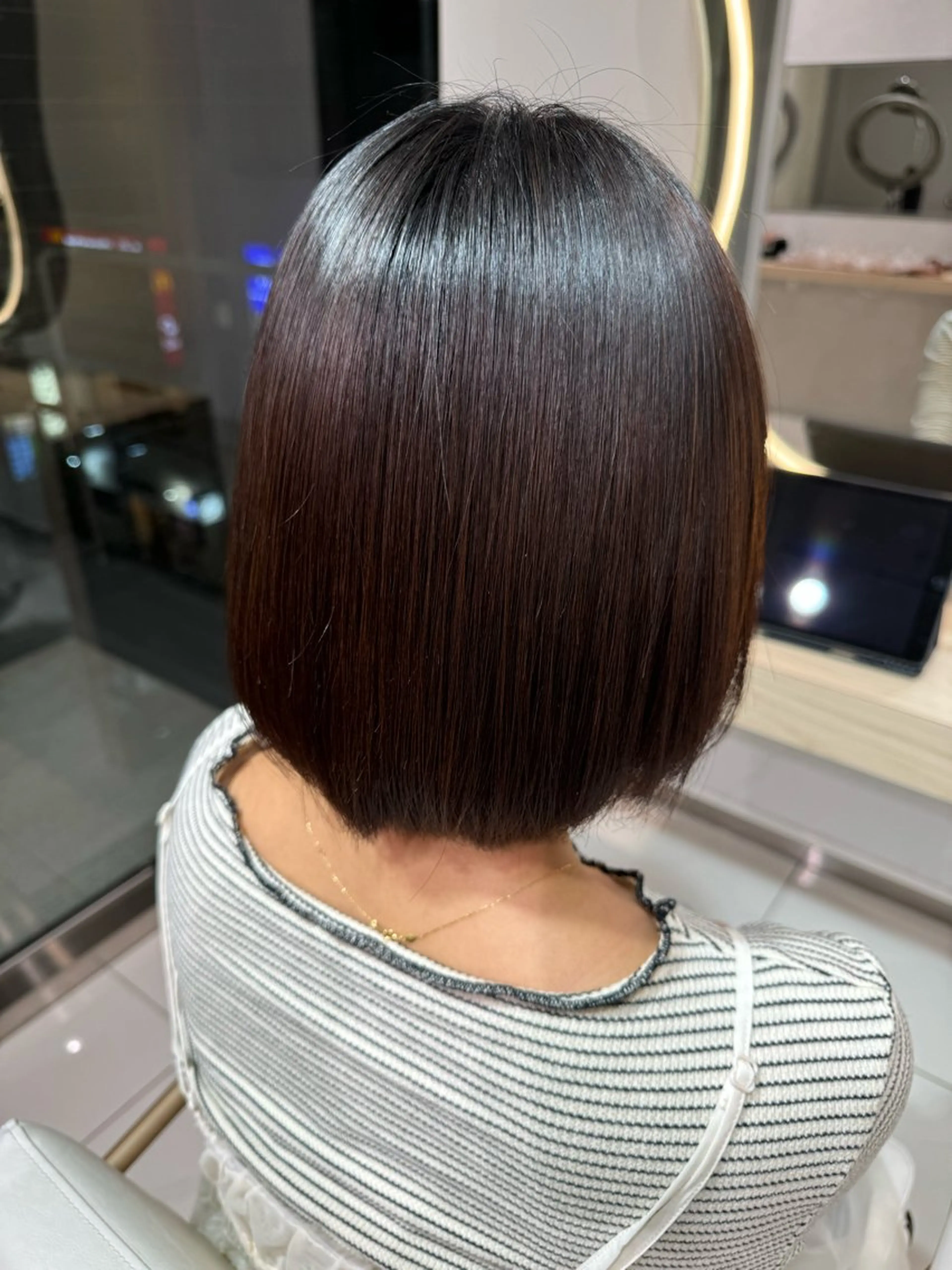 ミディアム 韓国レイヤー/ 顔まわり/西野和裕のヘアスタイル