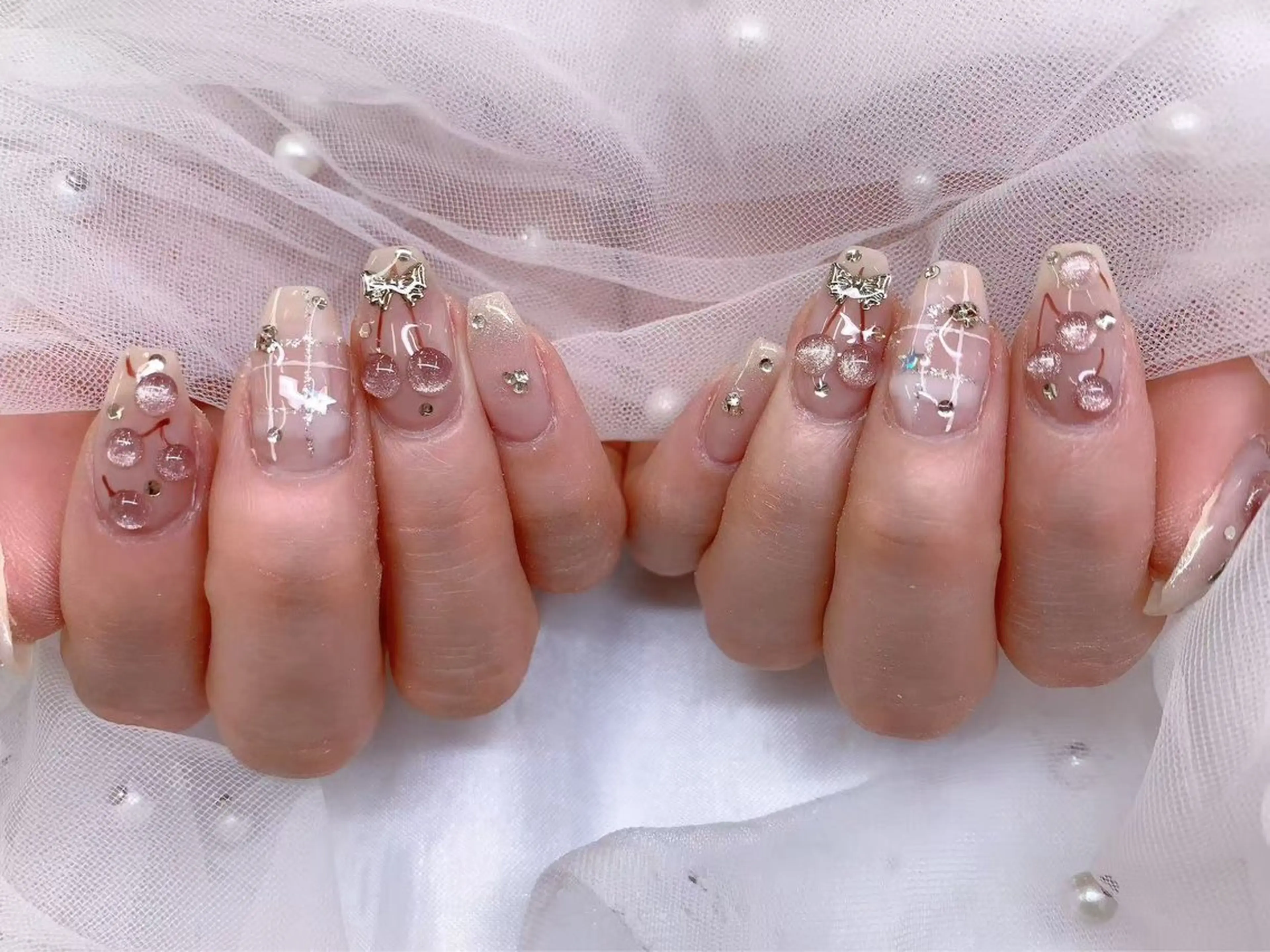 ネイル UMI ネイルサロン新宿🎀のネイルデザイン