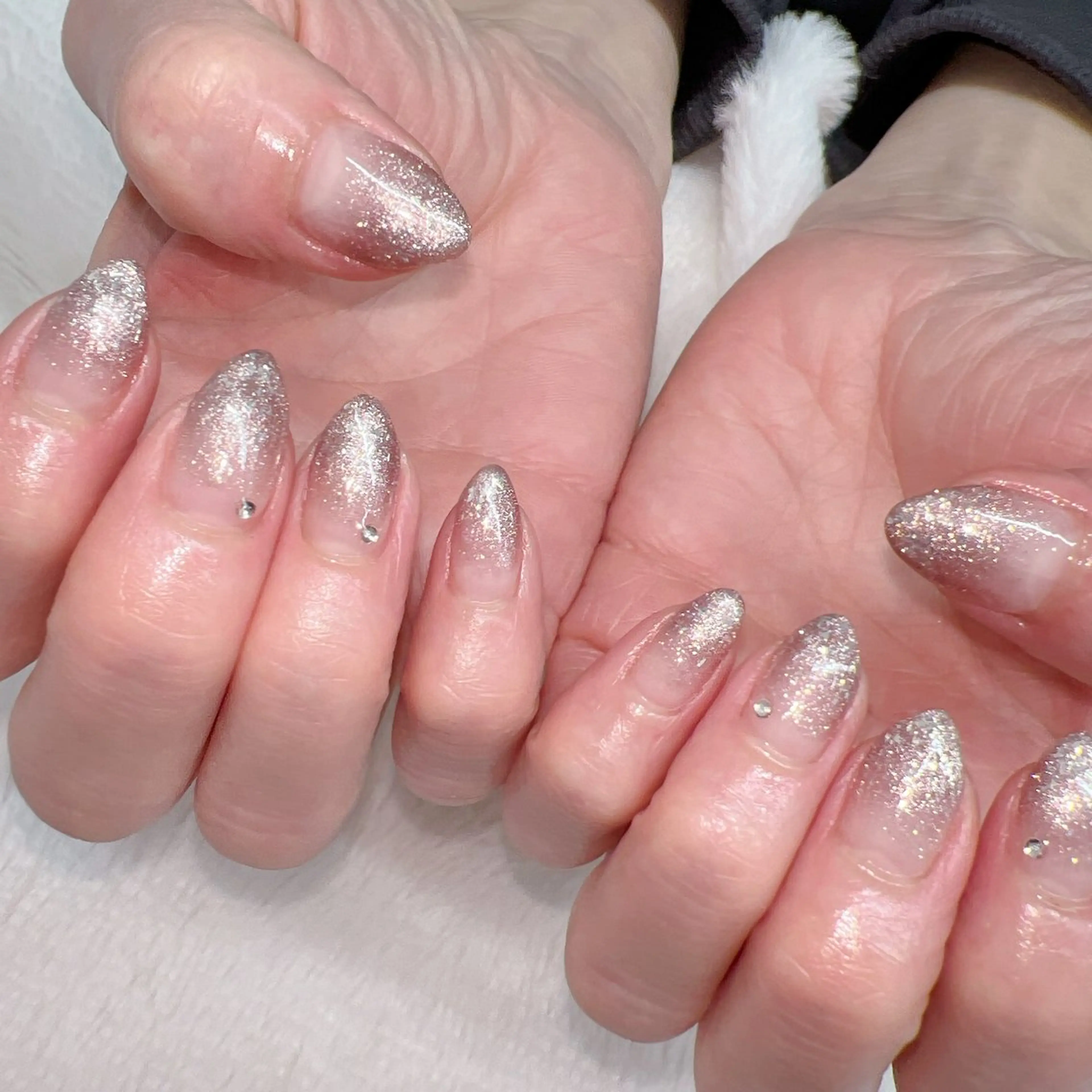 ネイル ハンドネイル Emi lyのネイルデザイン