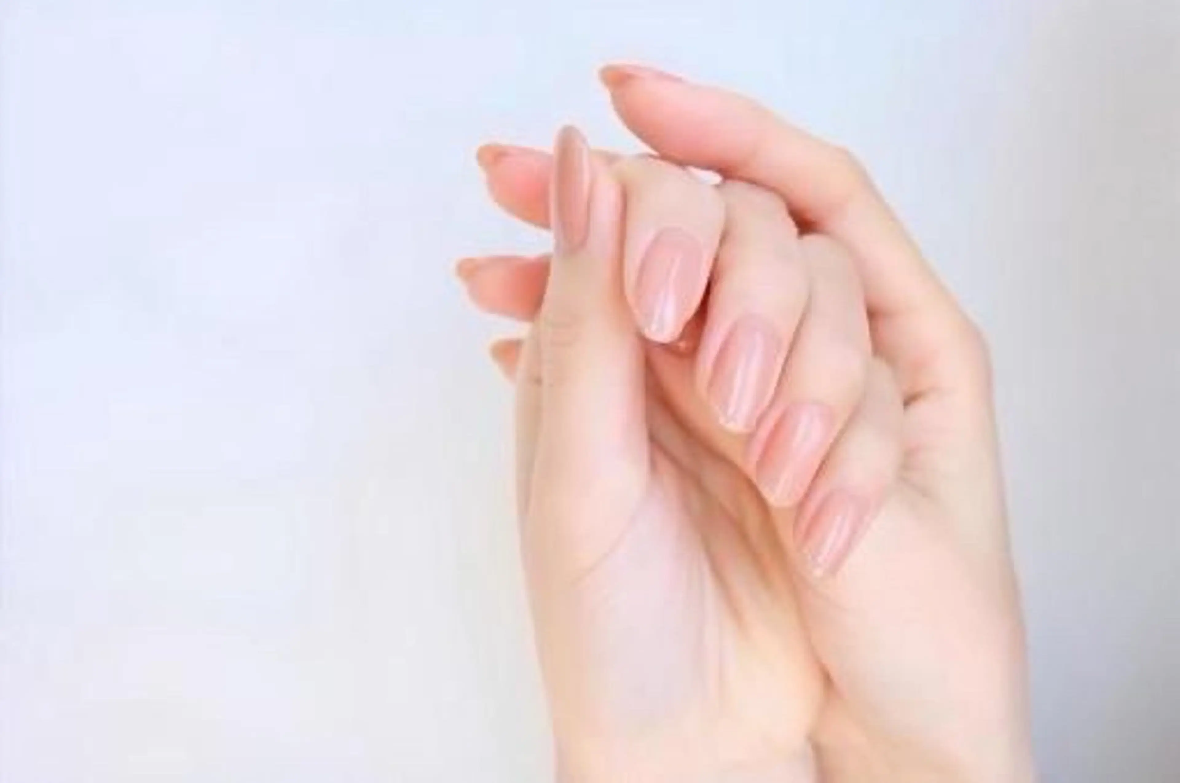 ネイル LUCULIA🫧 🐇Shimizuのネイルデザイン