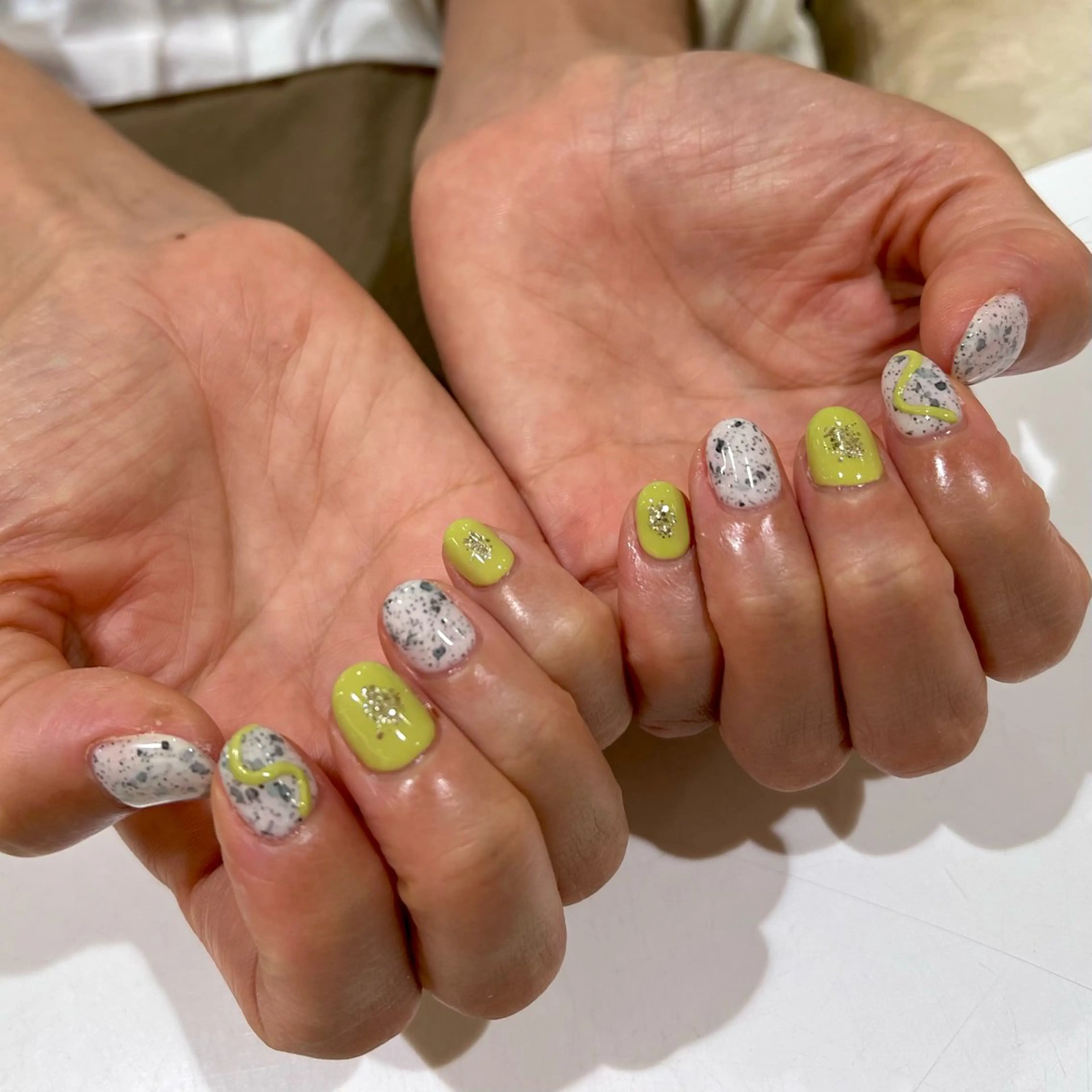 ネイル ハンドネイル 田中 夏海のネイルデザイン