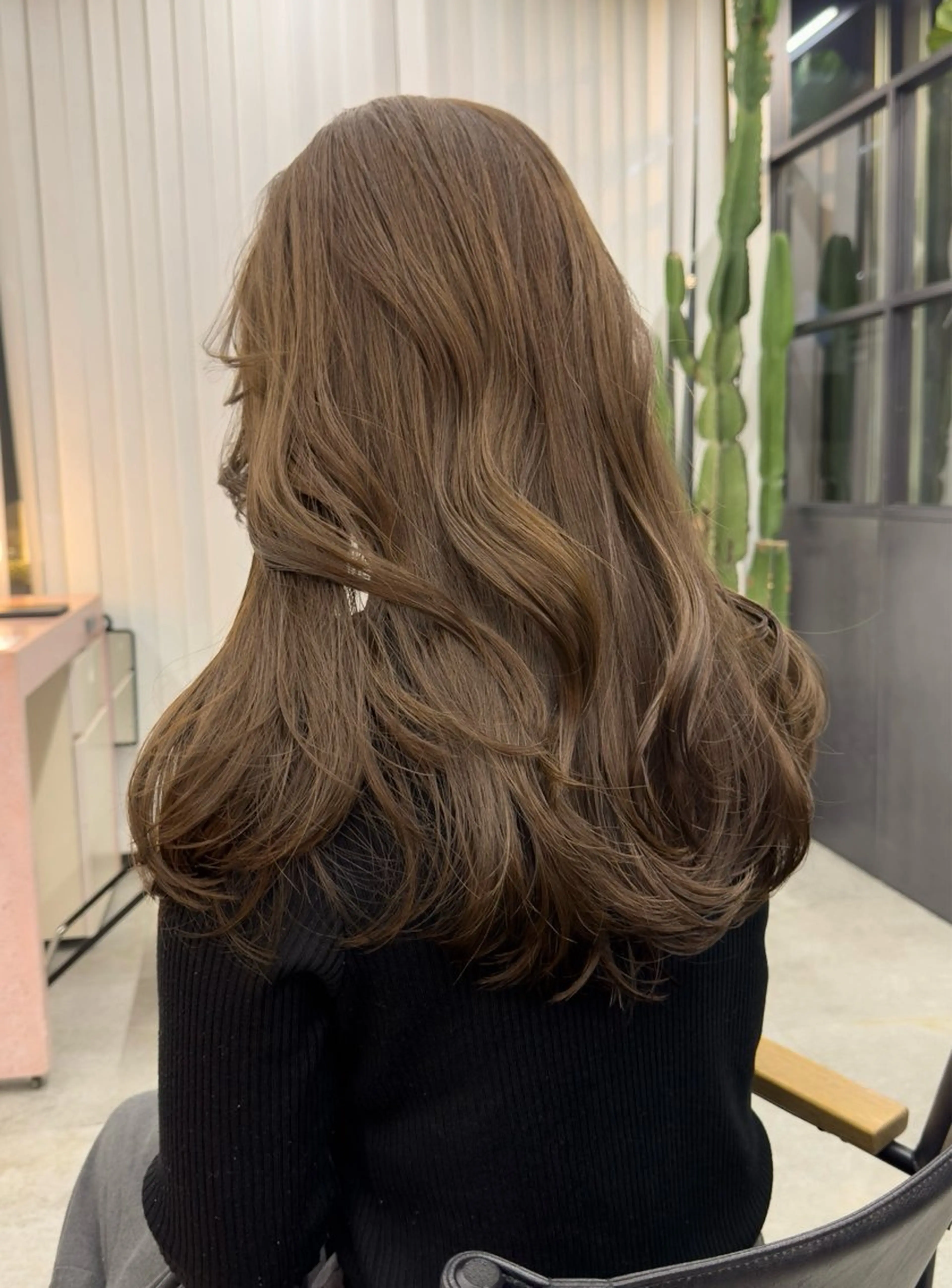 ロング ボブ レイヤーカット ロング カット ヘアカラー トリートメント 岡本康平/ボブ /ブリーチ/レイヤーのヘアスタイル