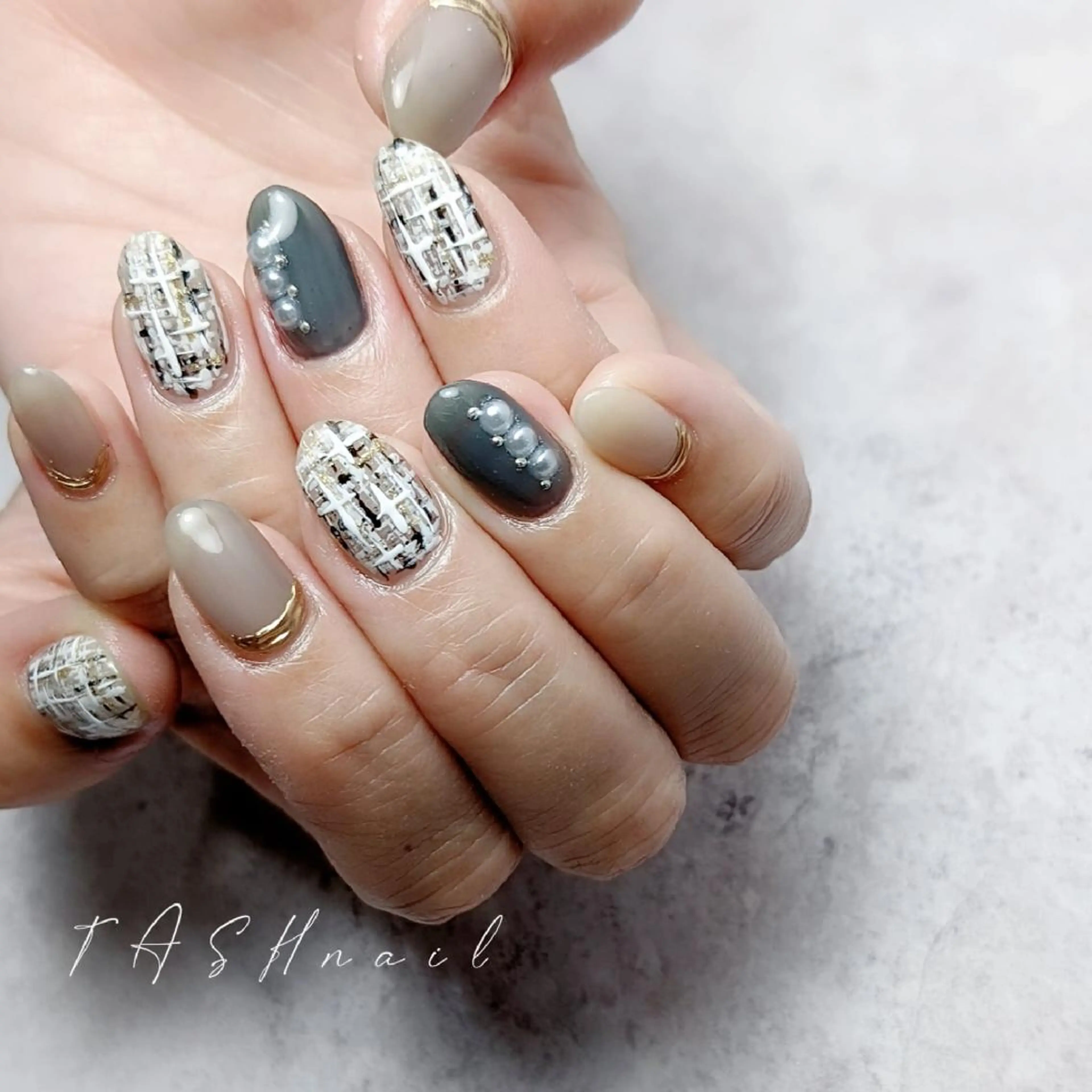 ネイル TASH nailのネイルデザイン