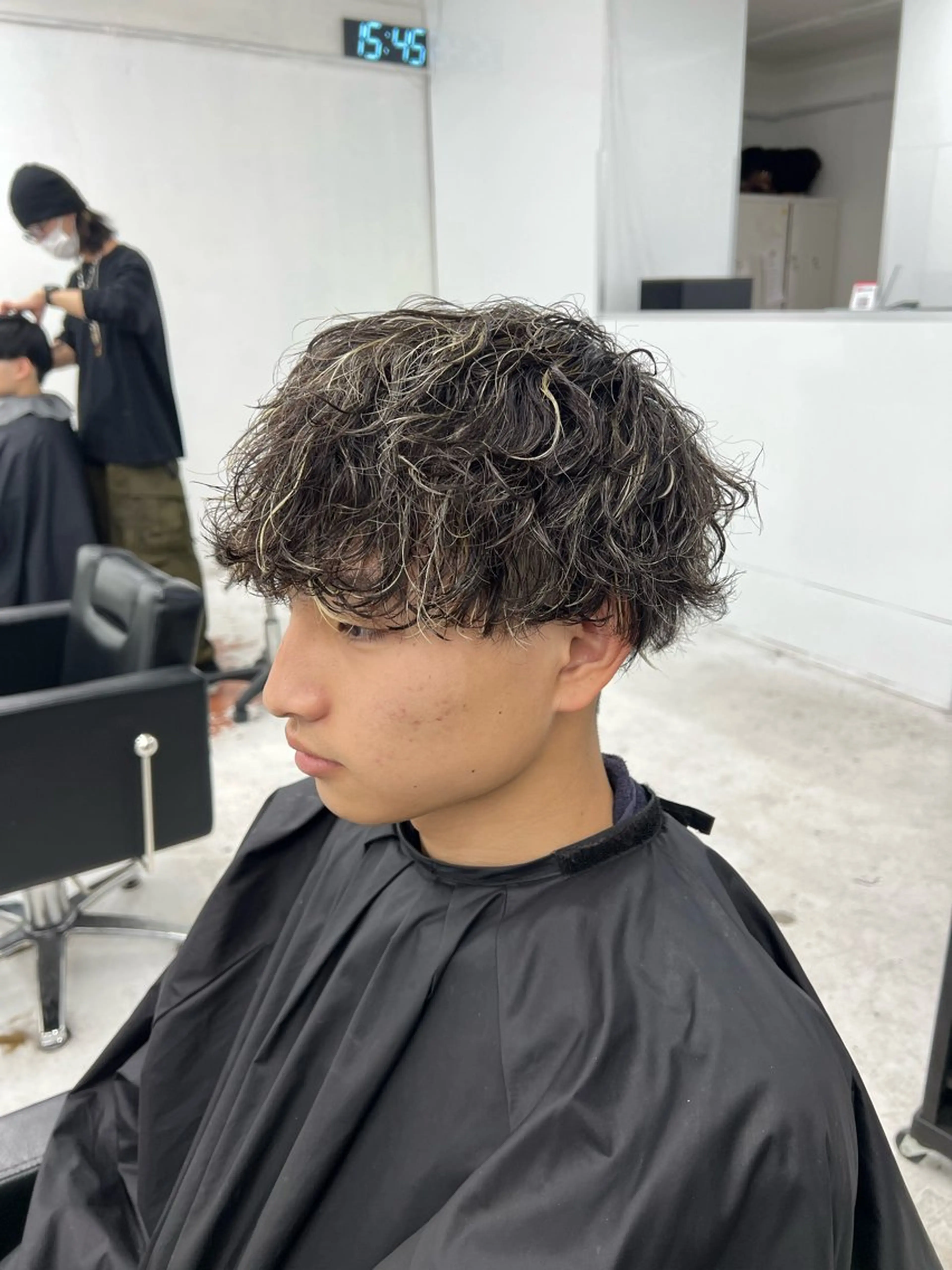 メンズ メンズハイライト メンズメッシュ メンズパーマ 波巻きパーマ 柏メンズパーマ特化 蛯谷  晃裕のヘアスタイル