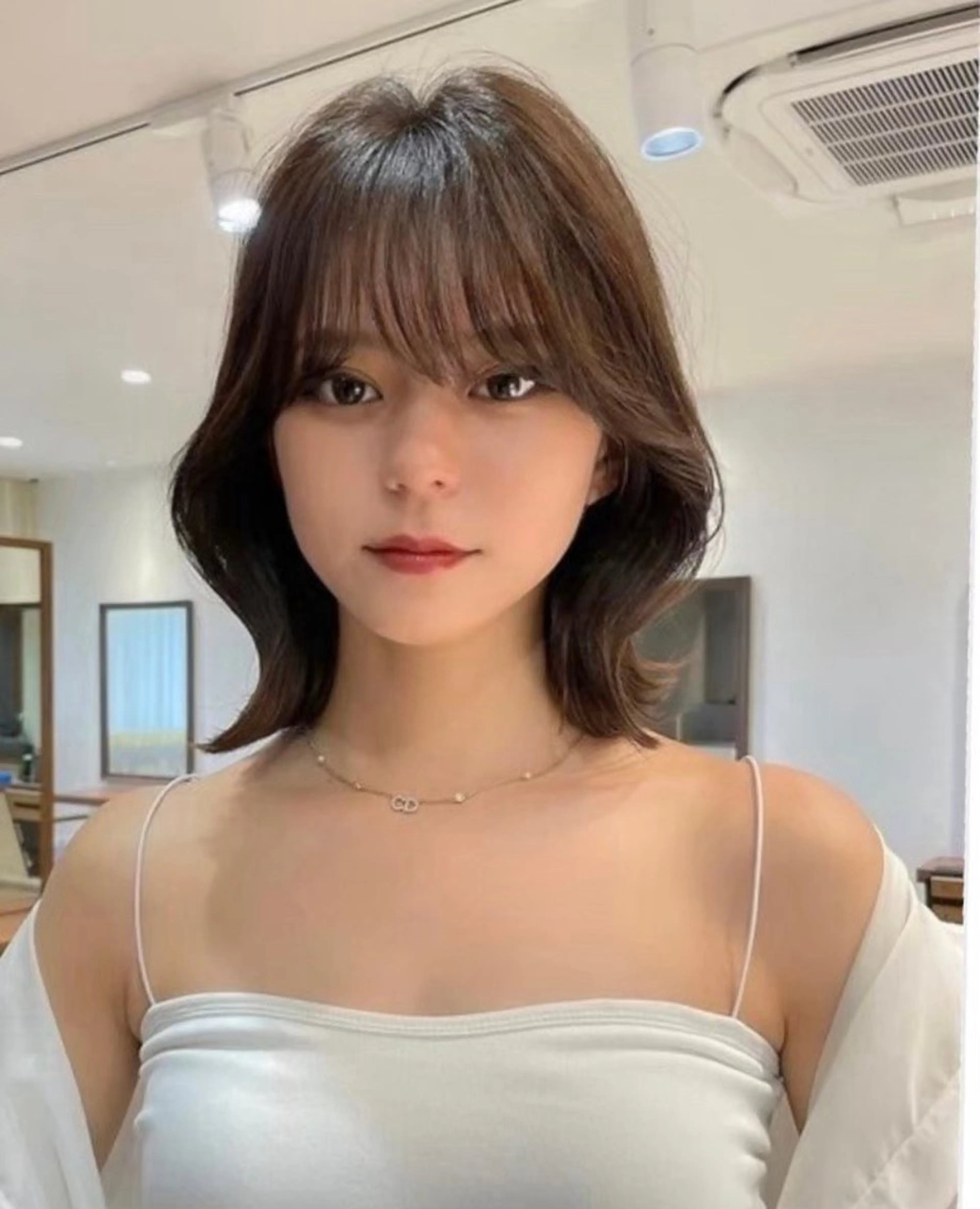 ミディアム カット ヘアカラー トリートメント Hello by Sea所属・レイヤー/艶髪/ボブ /くびれ/伊藤　勇司のヘアスタイル