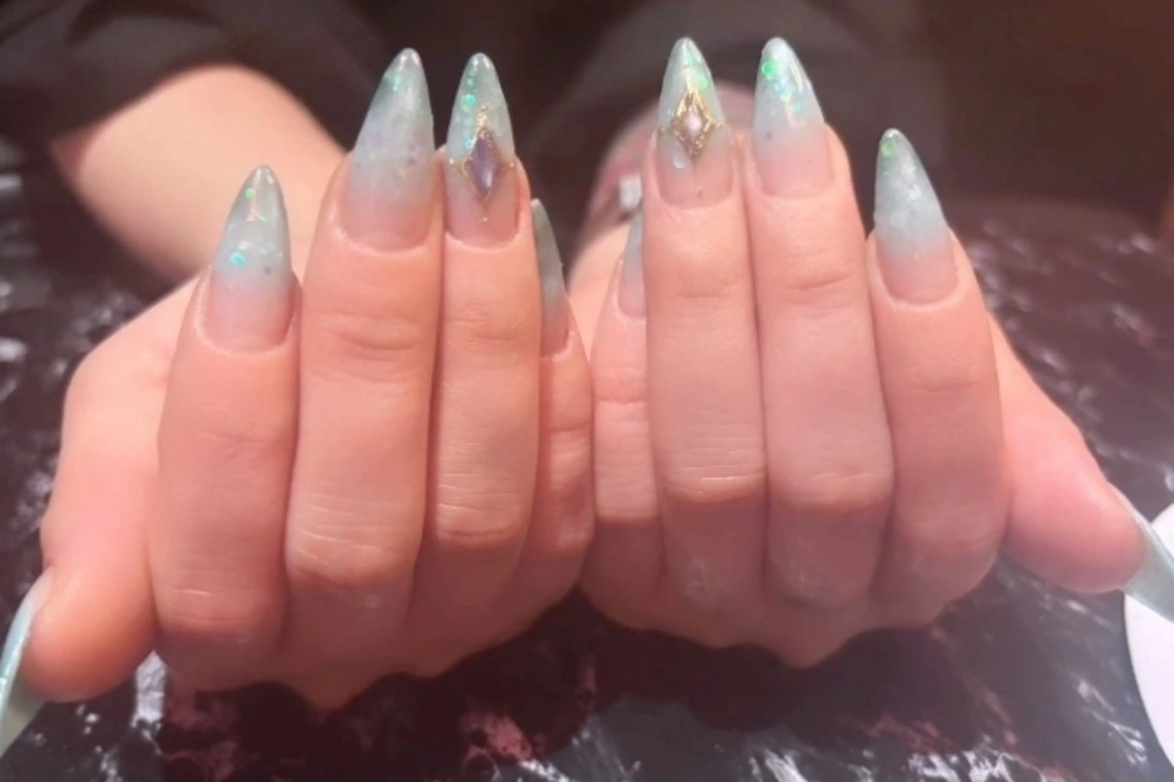 ネイル すみれ💜量産 地雷 痛ﾈｲﾙ 韓国ﾈｲﾙのネイルデザイン