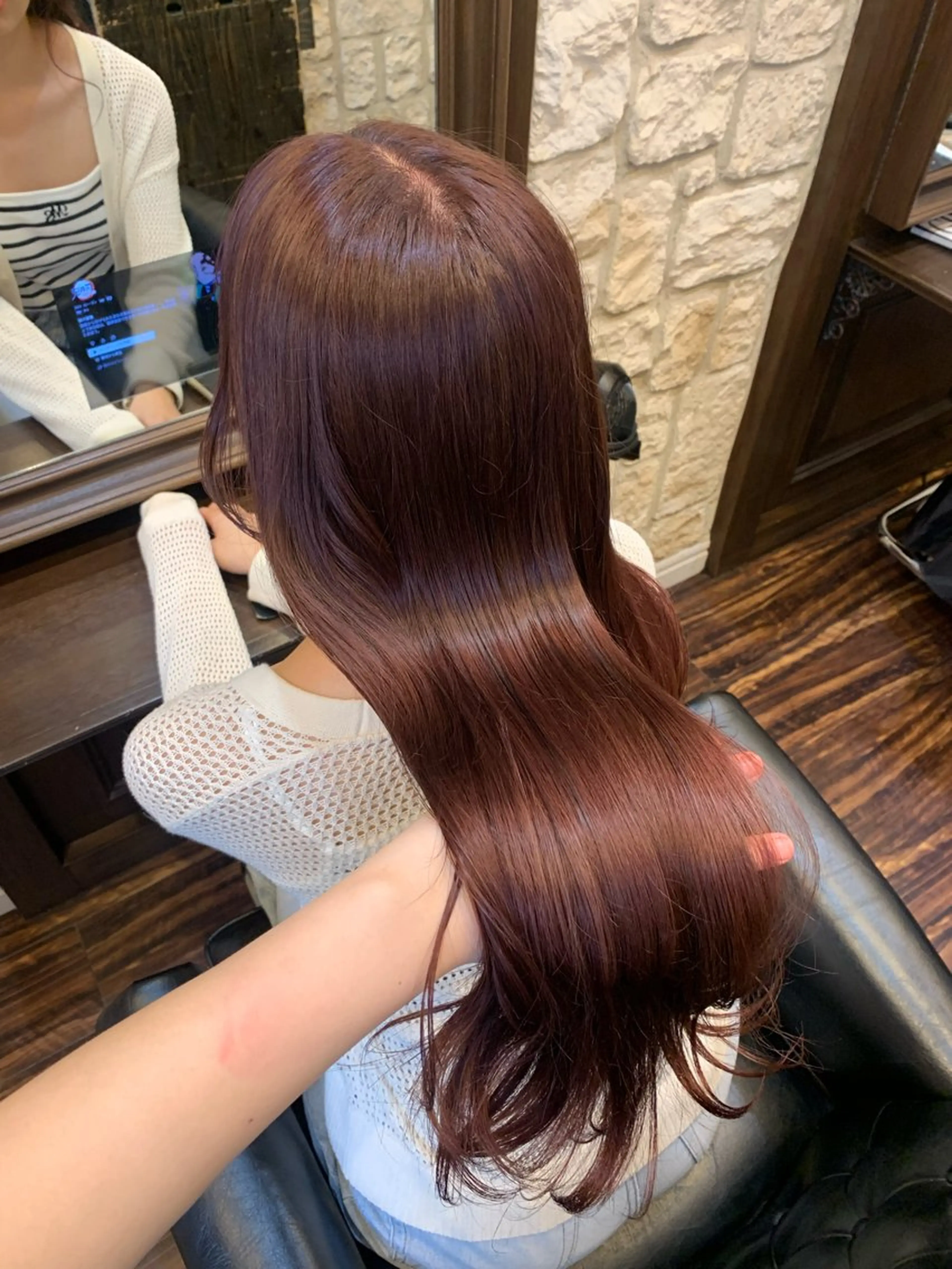 ロング カラー ブラウンカラー レッドカラー レッドブラウン ヘアカラー トリートメント 町田/レイヤーカット ハッシュカット/八木のヘアスタイル