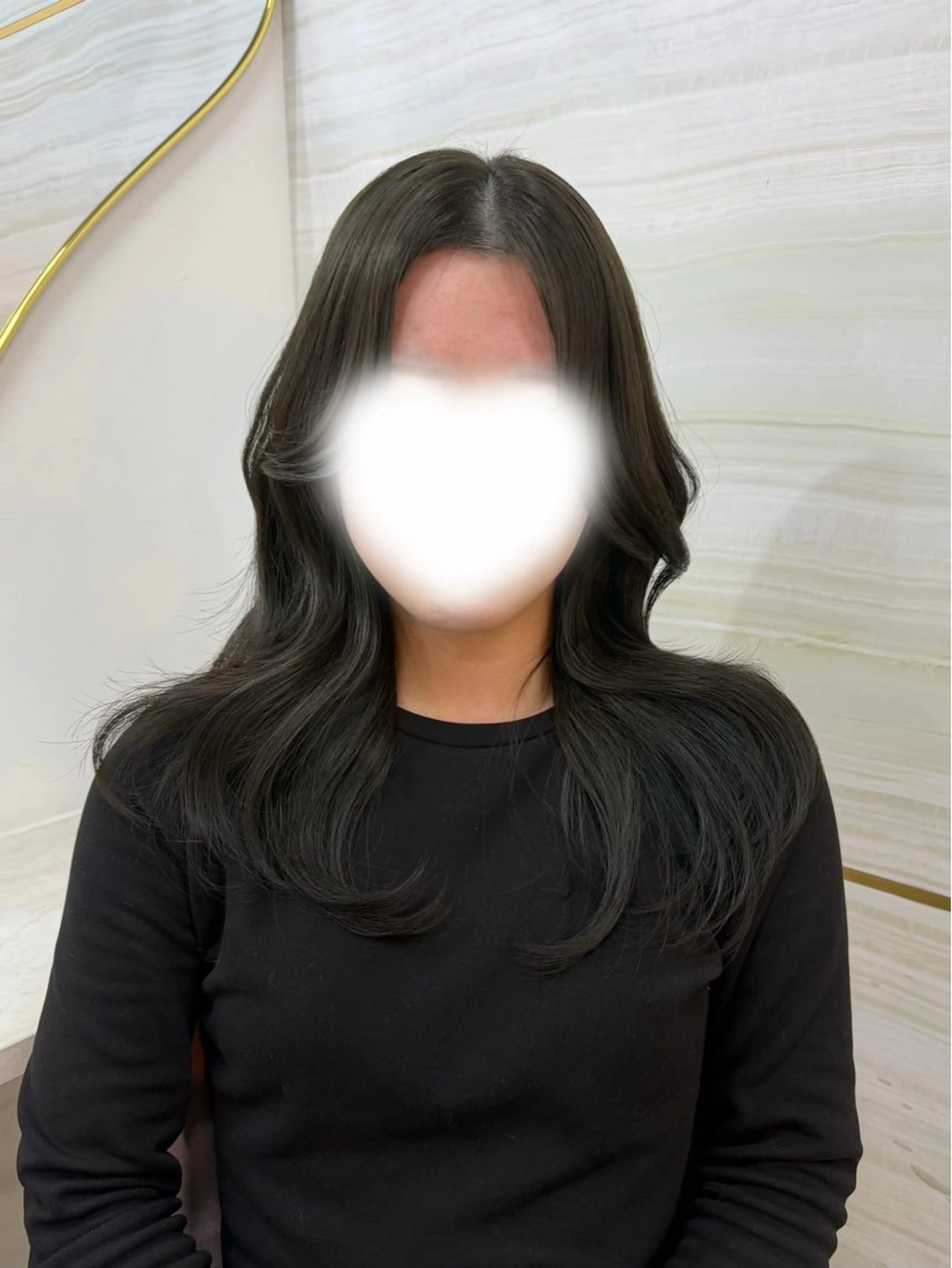 セミロング カラー グレージュ オリーブグレージュ オリーブグレー カット ヘアカラー 🤍あみ🤍暗髪オリ ーブ特化🌿髪質改善のヘアスタイル