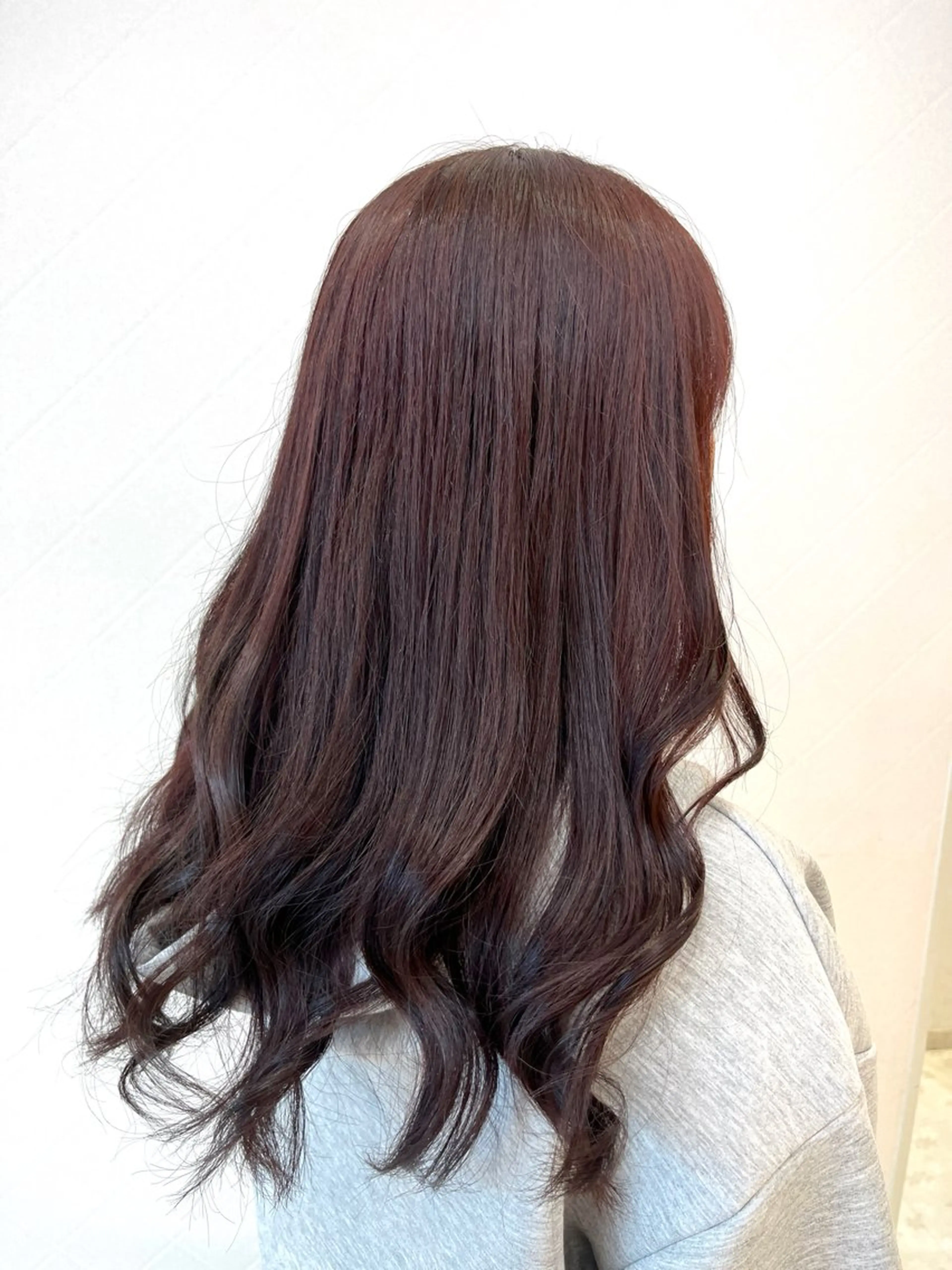 セミロング ピンクブラウン カット ヘアカラー 縮毛矯正／ 似合わせ／古津遼平のヘアスタイル