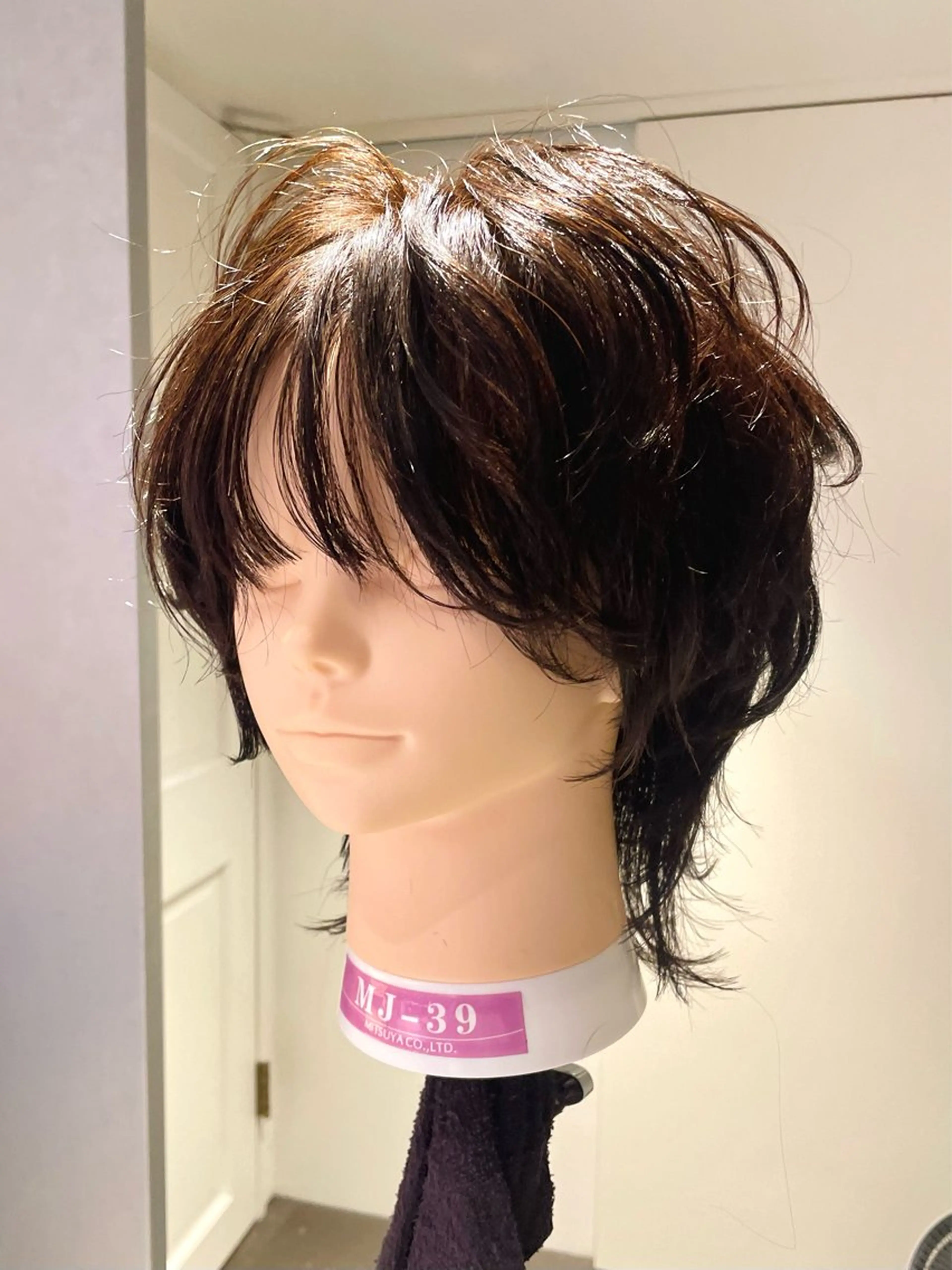 ミディアム レイヤーカット ウルフカット 田口 純怜のヘアスタイル