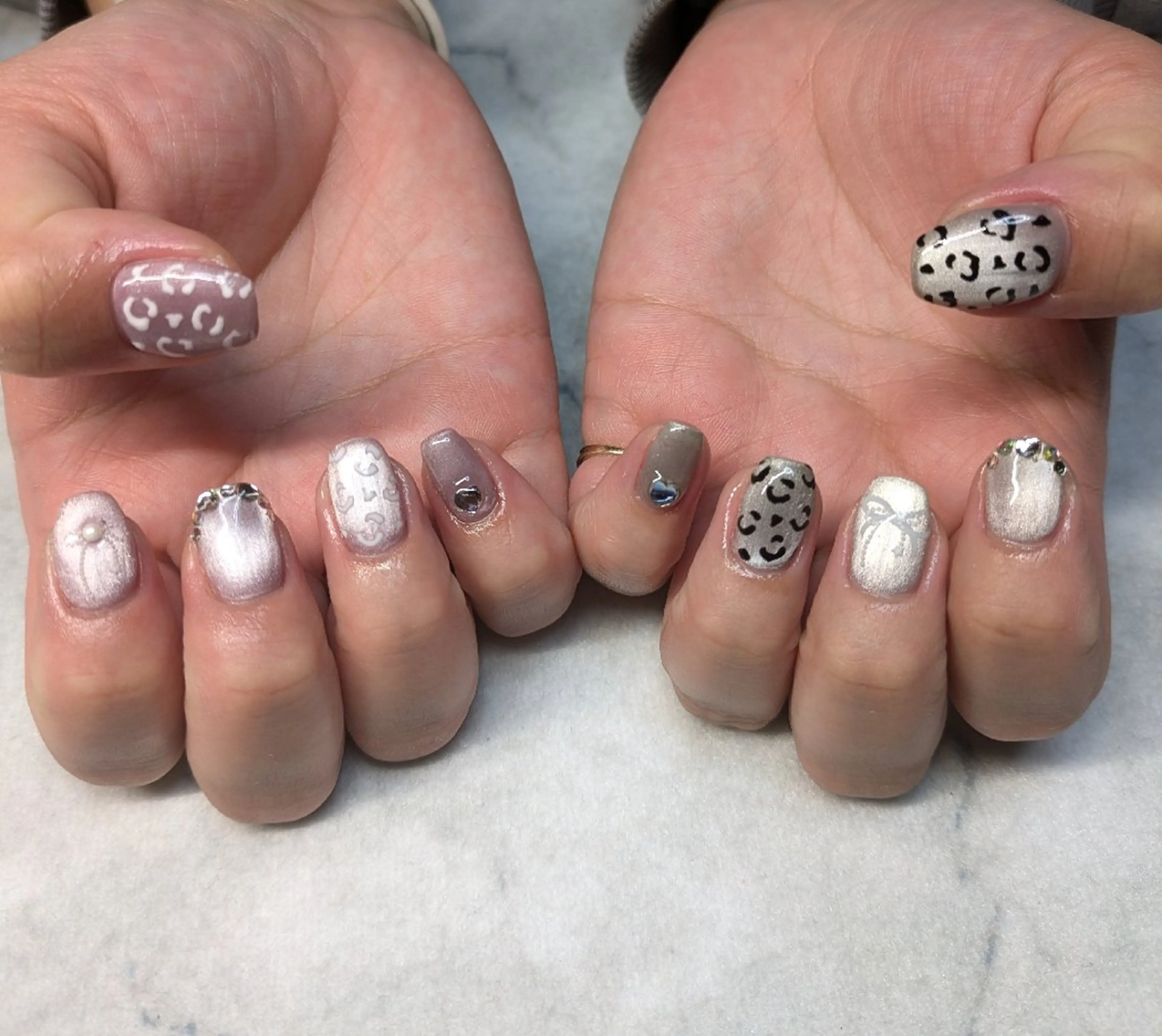 ネイル 三谷 さやかのネイルデザイン