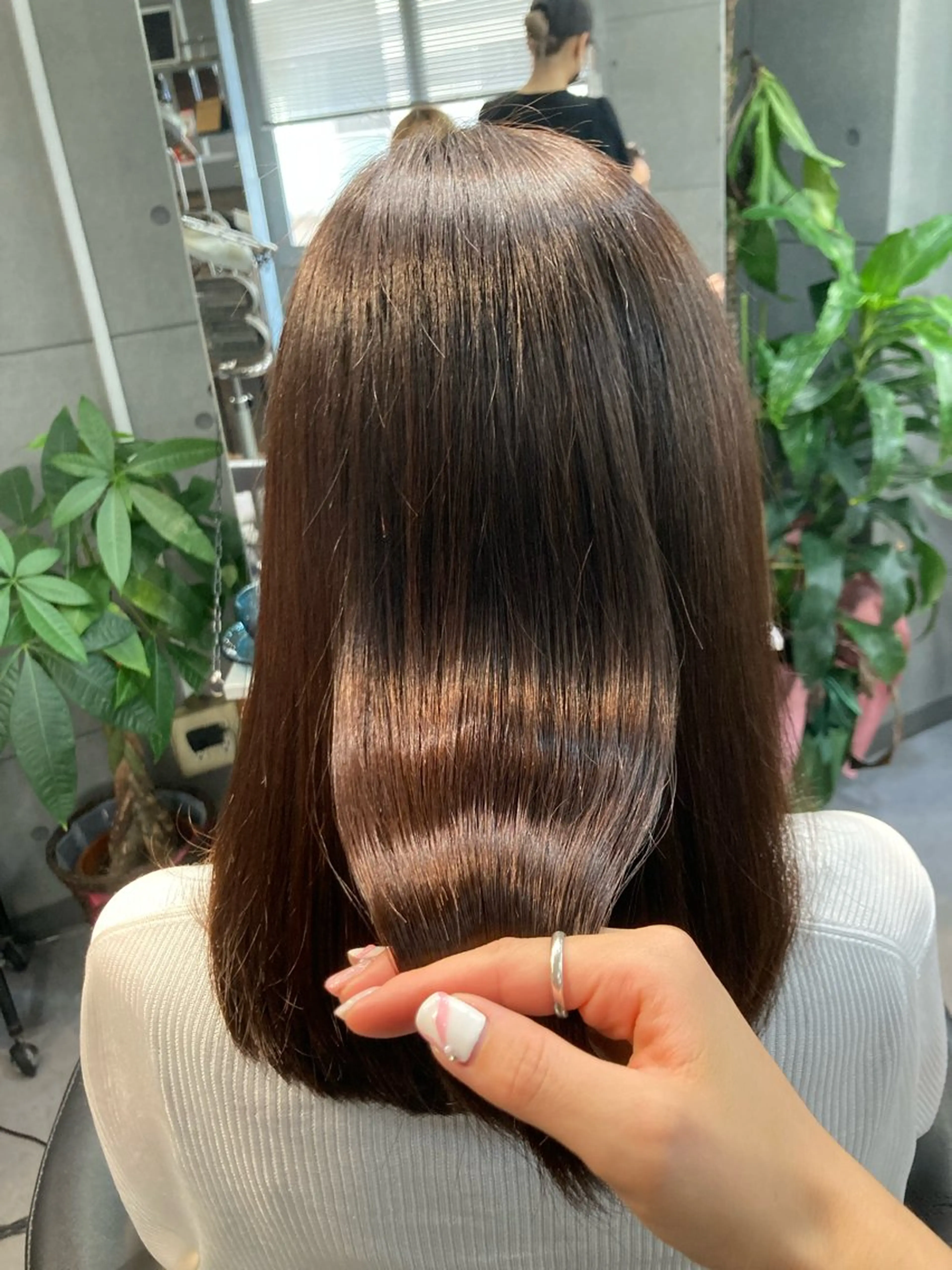 ミディアム 縮毛矯正 髪質改善☺︎縮毛矯正 ふじい まりんのヘアスタイル
