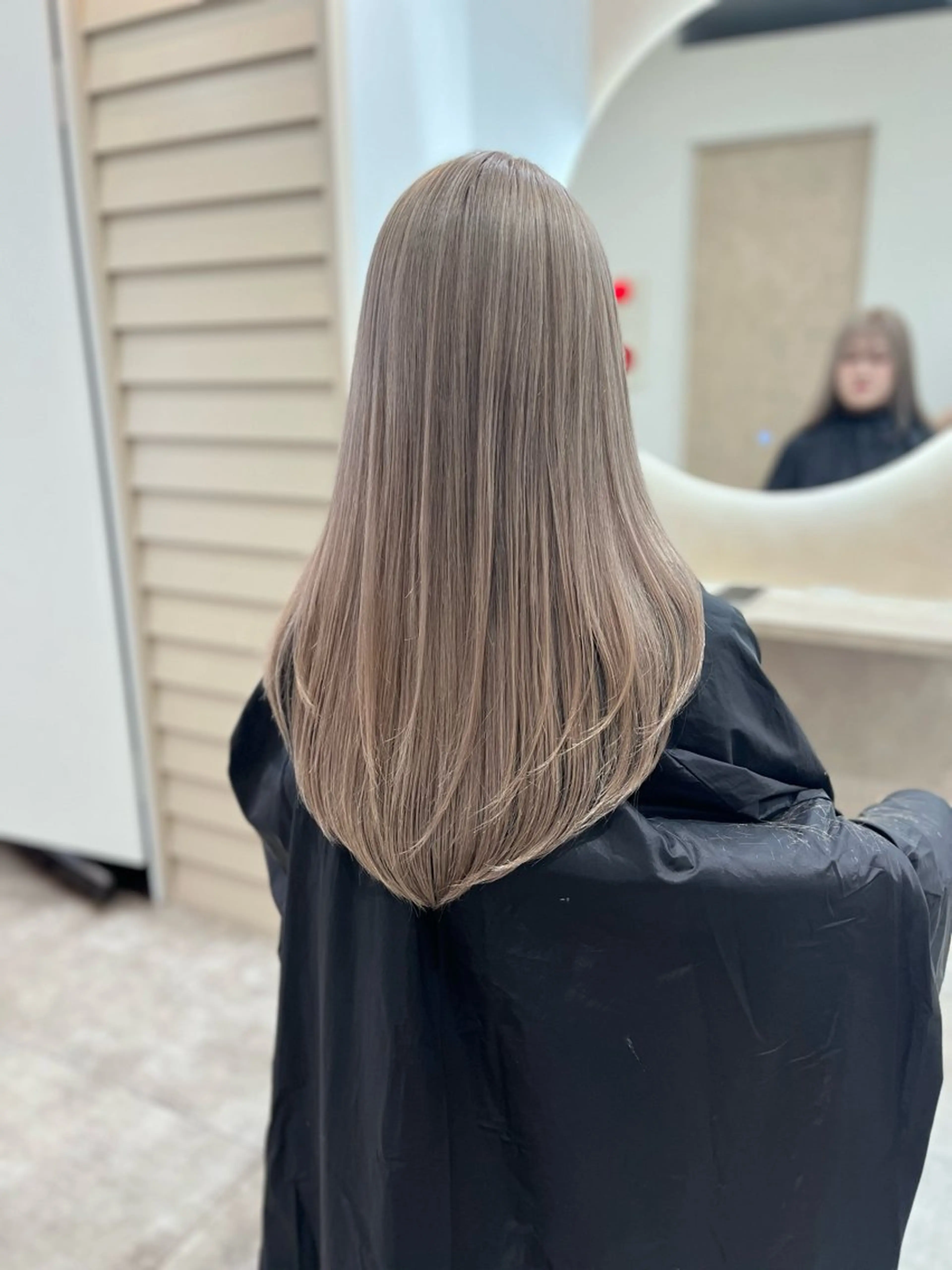 ロング カット ヘアカラー トリートメント 廣庭 勇人のヘアスタイル