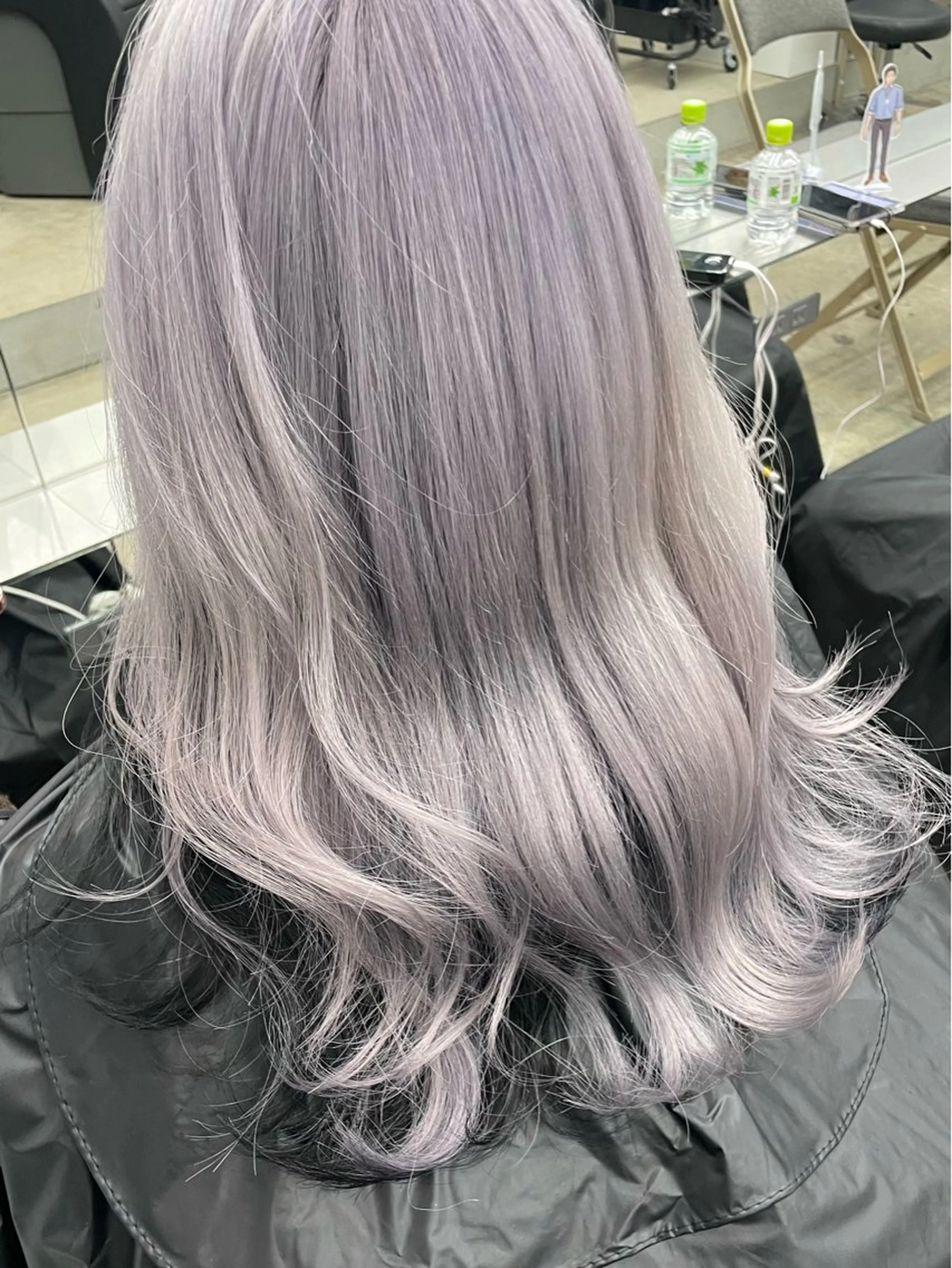 ミディアム カラー ブリーチ ヘアカラー トリートメント インナーカラー 推し ブリーチ  髪質改善のヘアスタイル