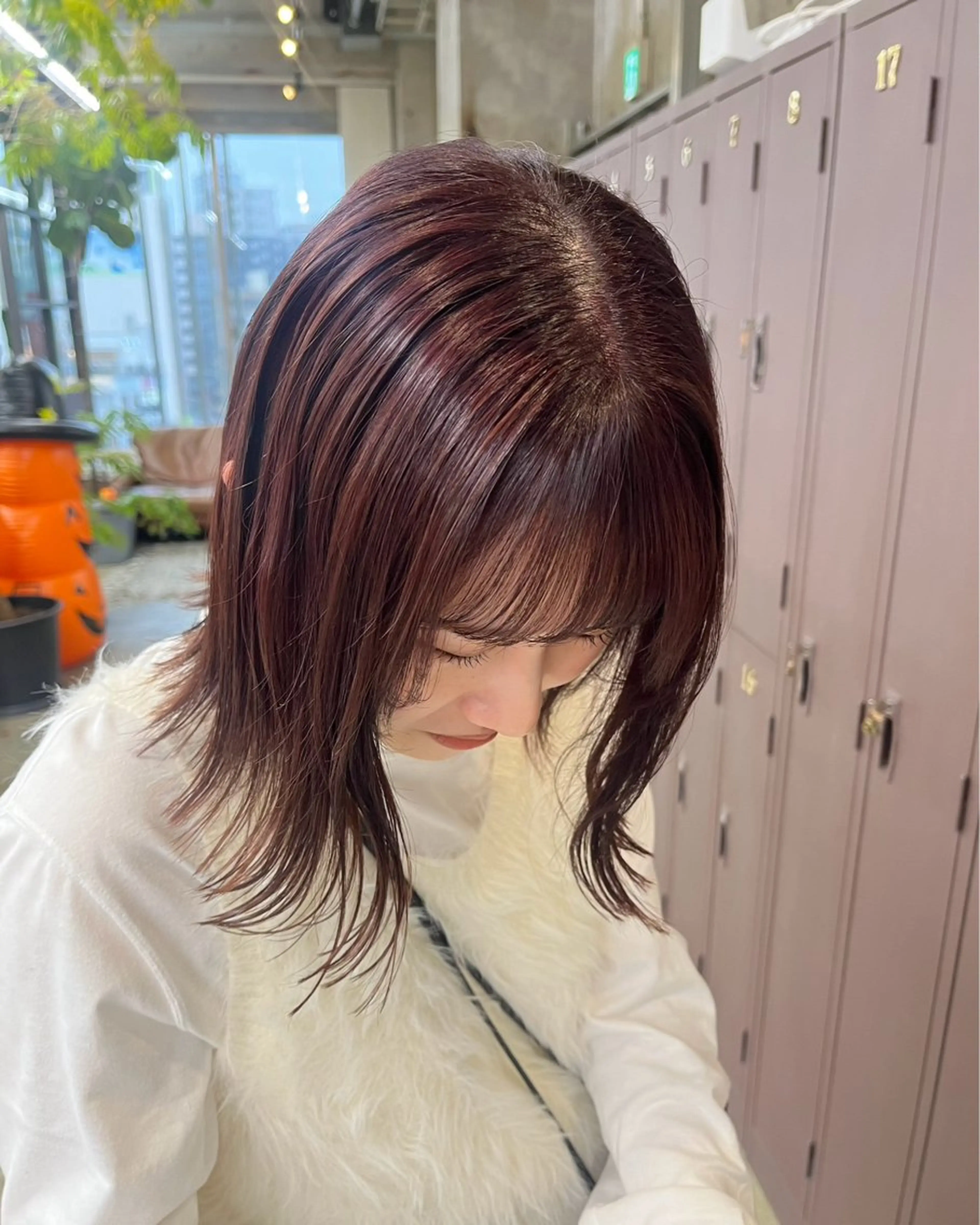 ミディアム カット ヘアカラー オリーブ/レイヤー/ 酸性ストレート/ゆなのヘアスタイル