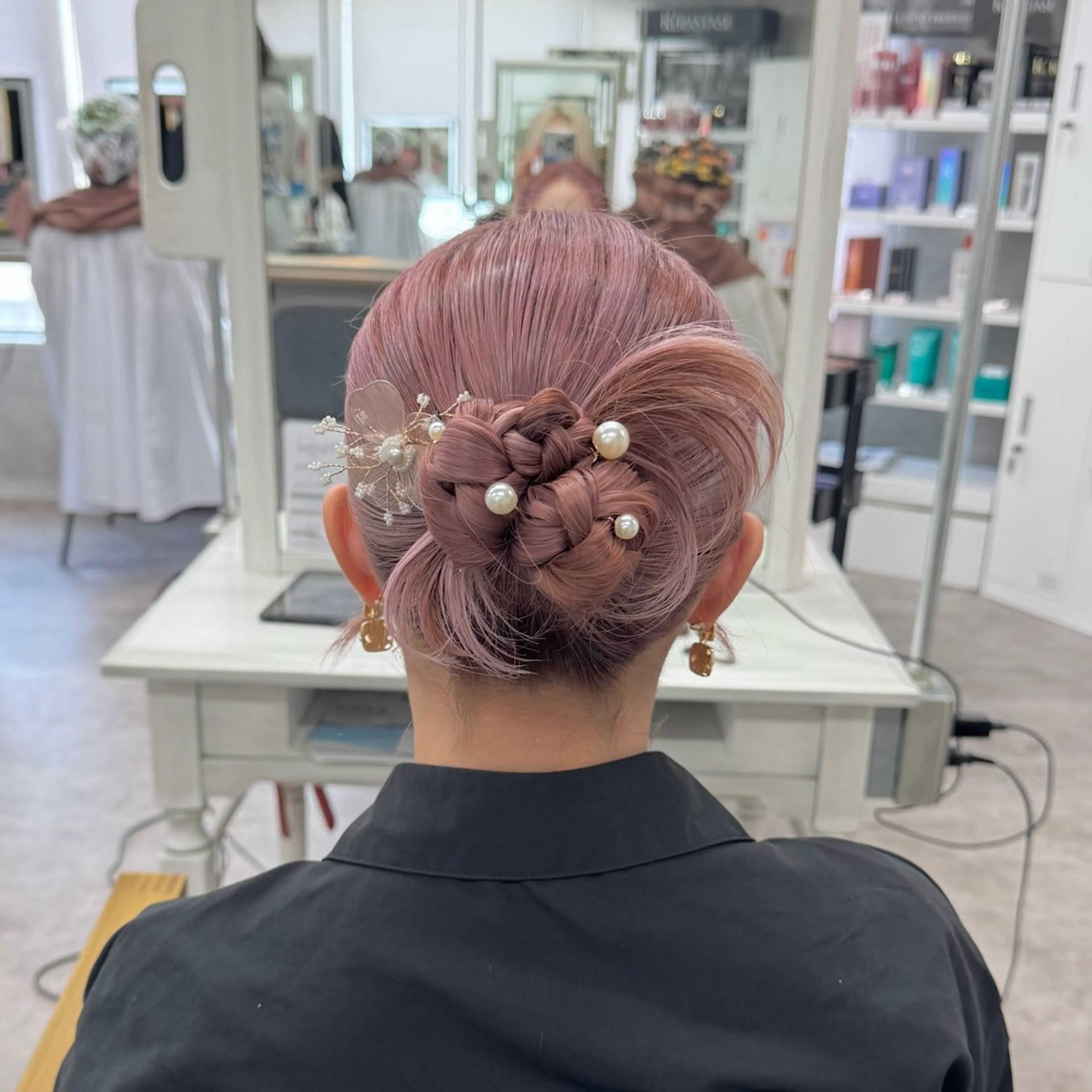 セミロング ヘアアレンジ JUNSHIN🦋 ヘアセット／カラーのヘアスタイル