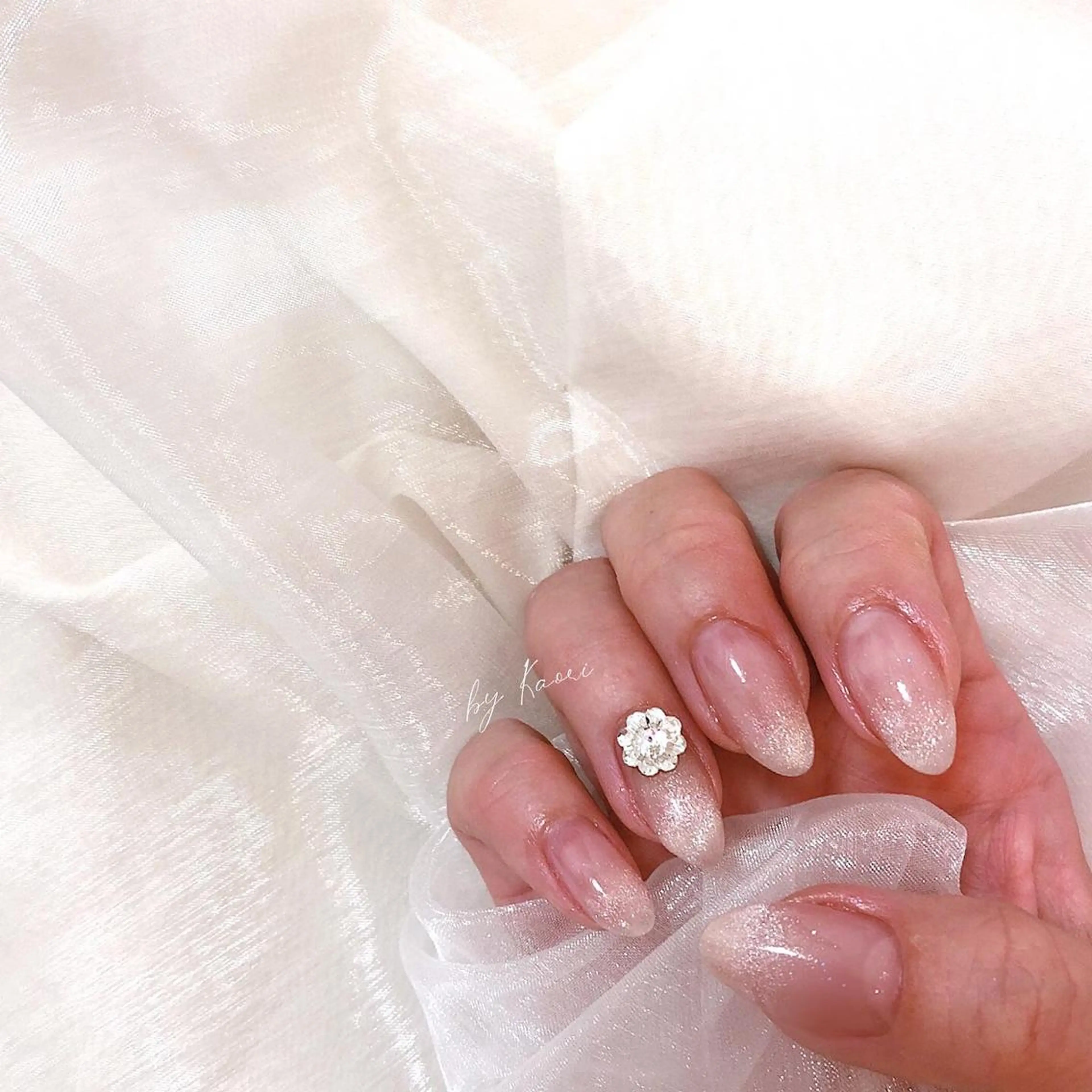 ネイル オーロラネイル ブラウン カジュアル フットネイル フレンチネイル ハンドネイル _Defi_ by Kaoriのネイルデザイン