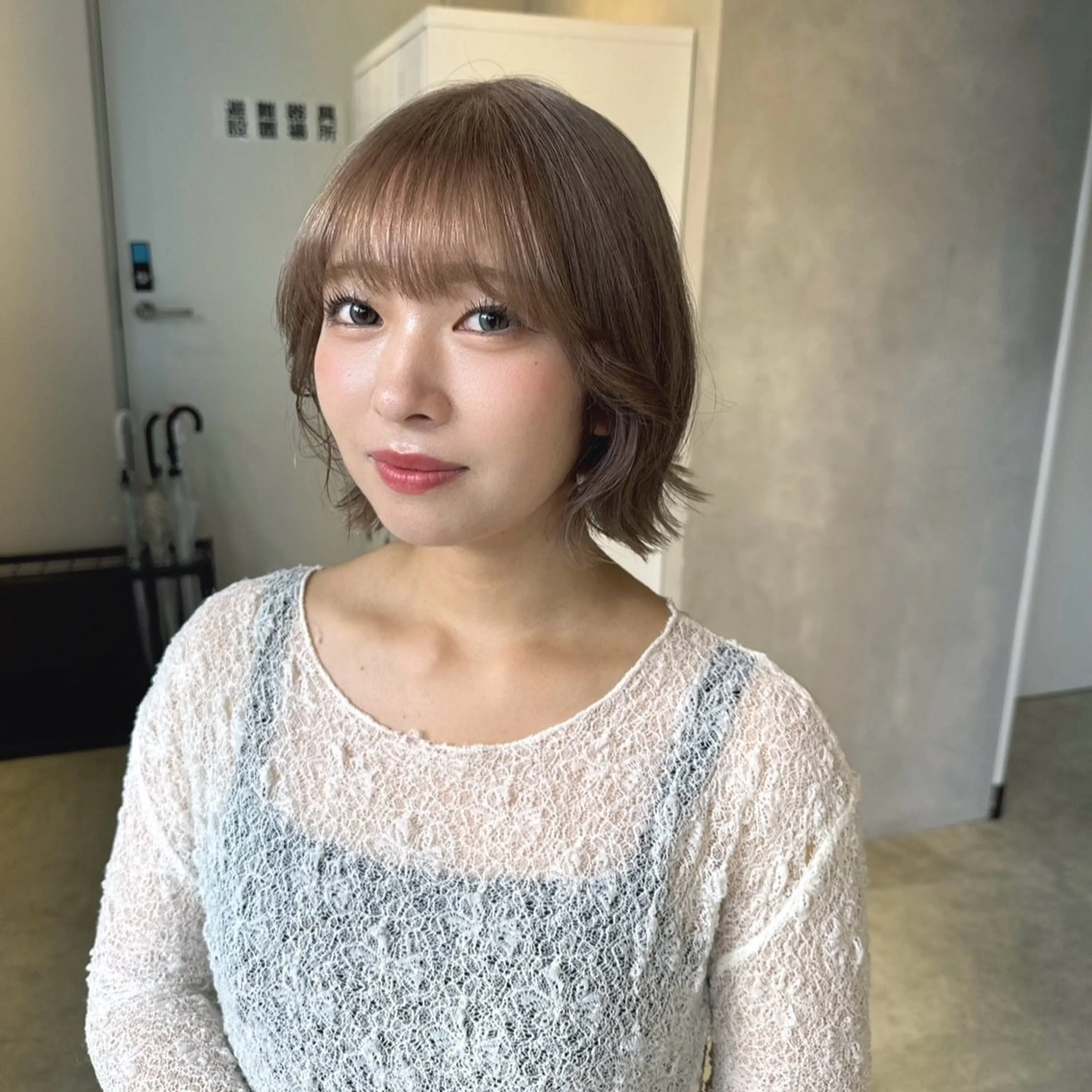 カラー ブリーチ ブロンド ホワイトブロンド カット ヘアカラー トリートメント 透明感カラー✨艶髪 制作🌱山根あゆみのヘアスタイル